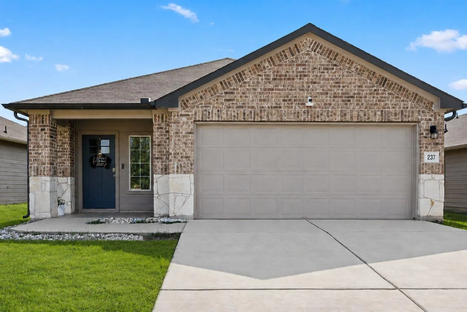 Photo of 237 SPIDER LILY DR, Kyle, TX, 78640