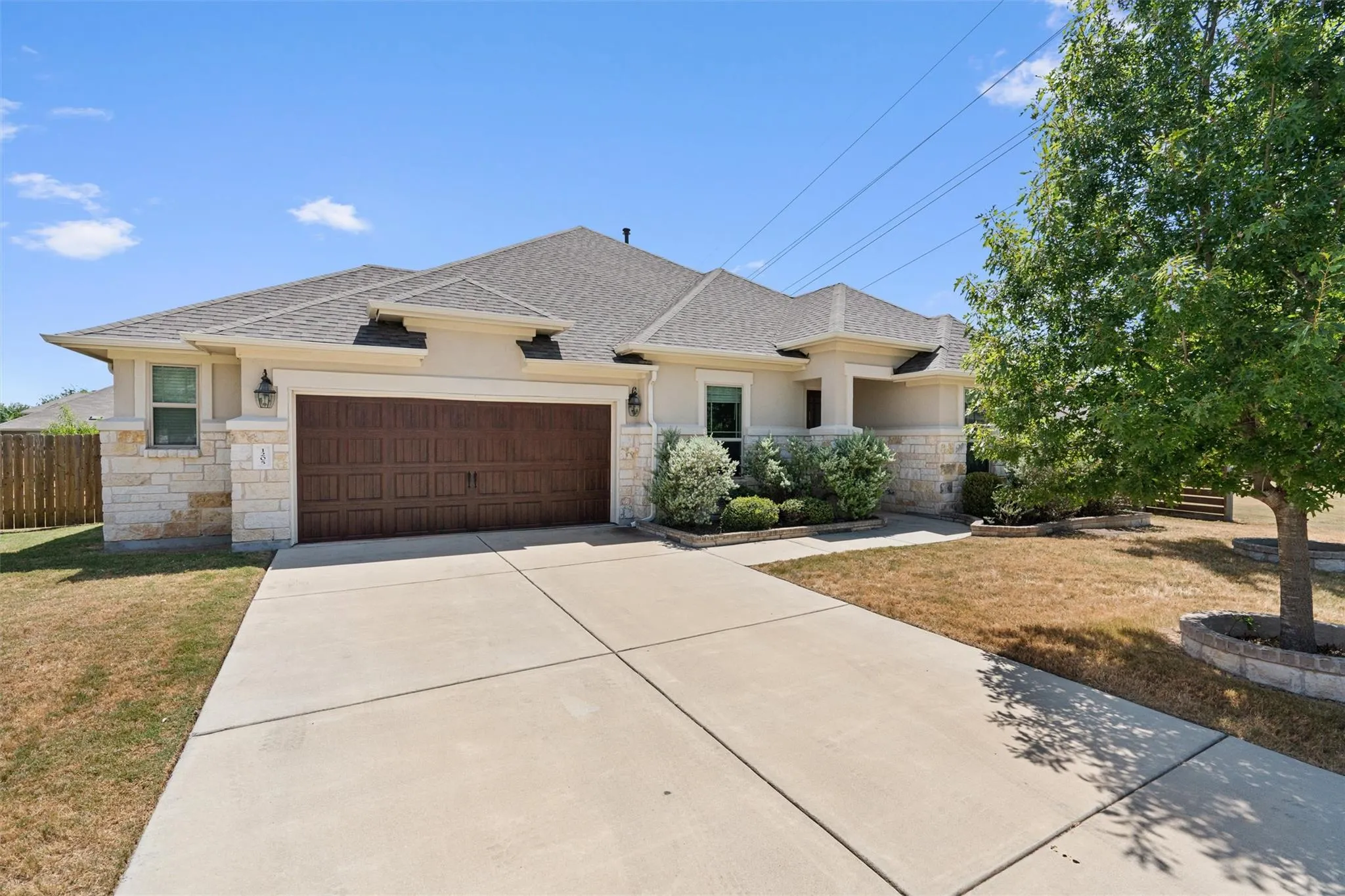 Photo 3 of 1205 KNOWLES DR