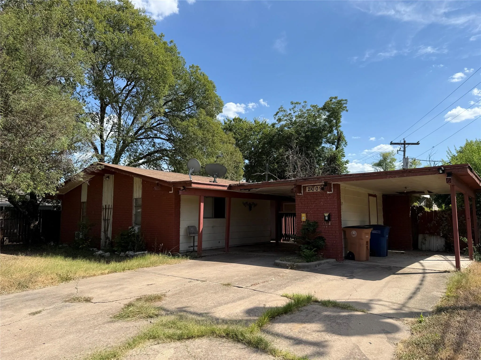 Photo of 2009 WHELESS LN, Austin, TX, 78723