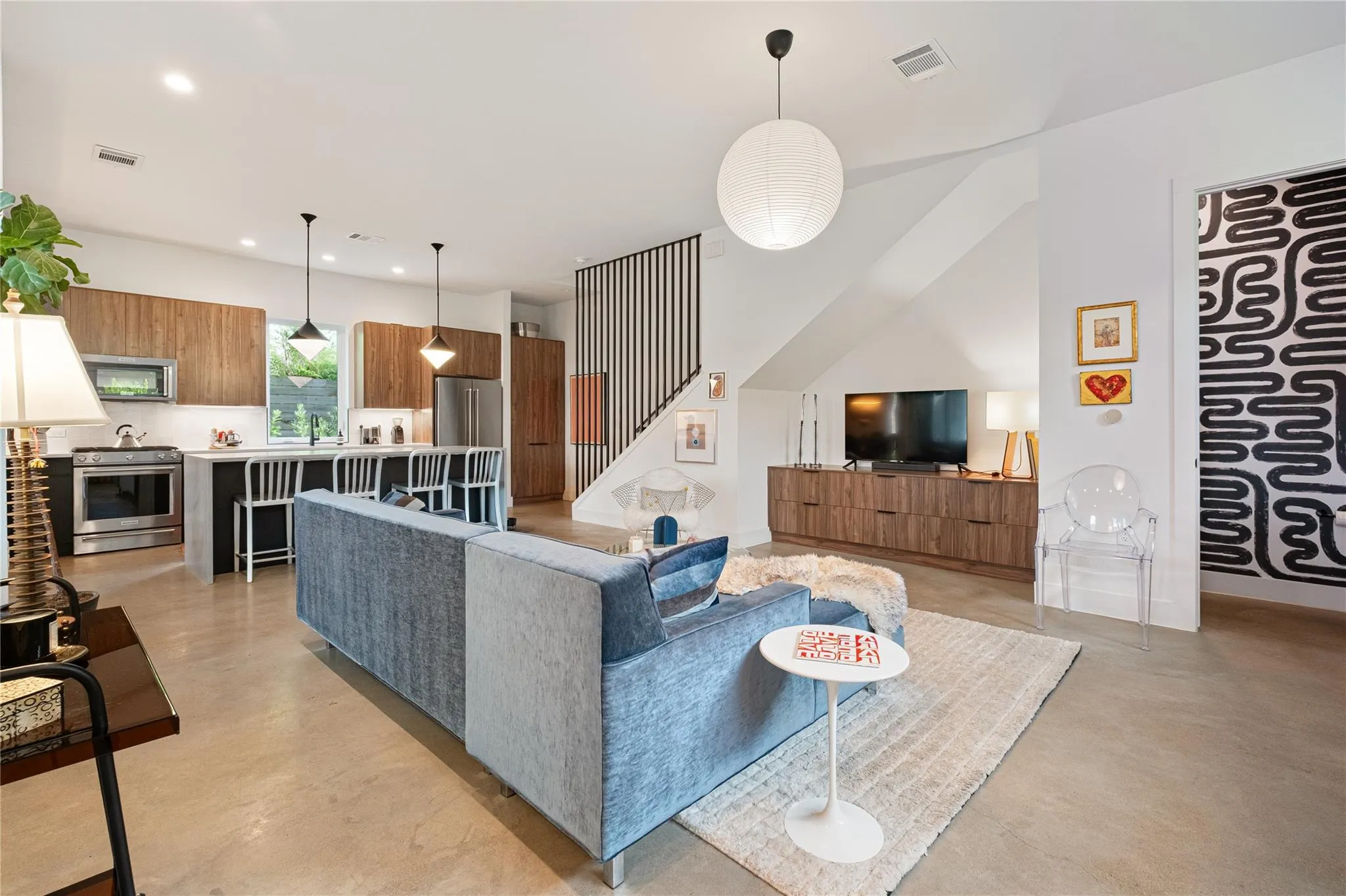 Photo of 619 TILLERY ST #A, Austin, TX, 78702