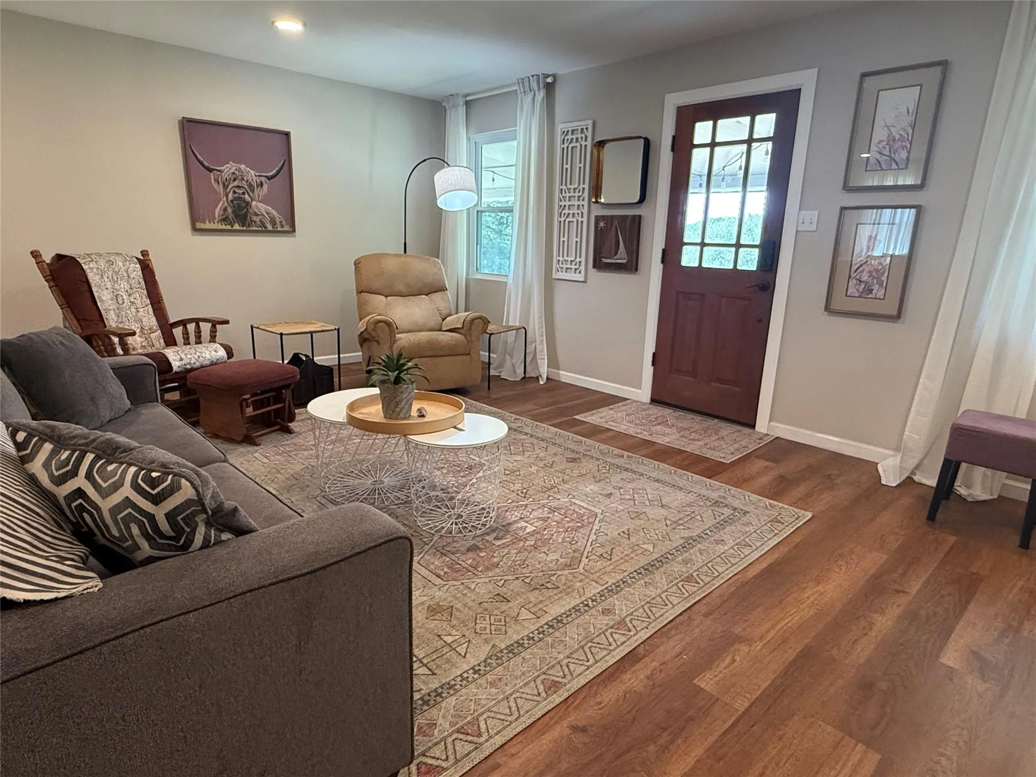Photo 3 of 10201 WOMACK DR