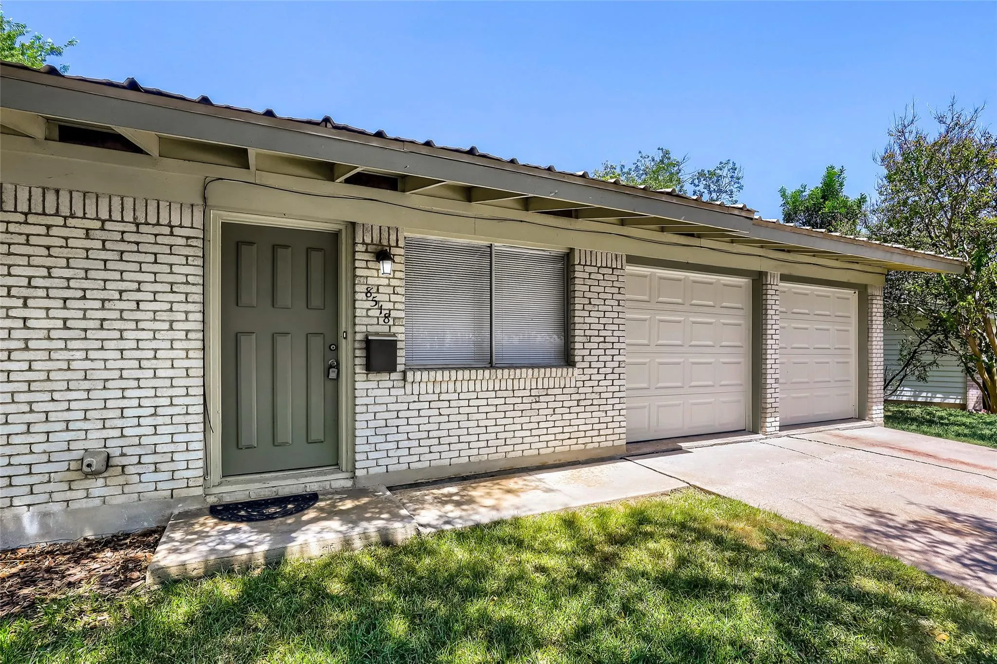 Photo 5 of 8518 BROOKFIELD DR