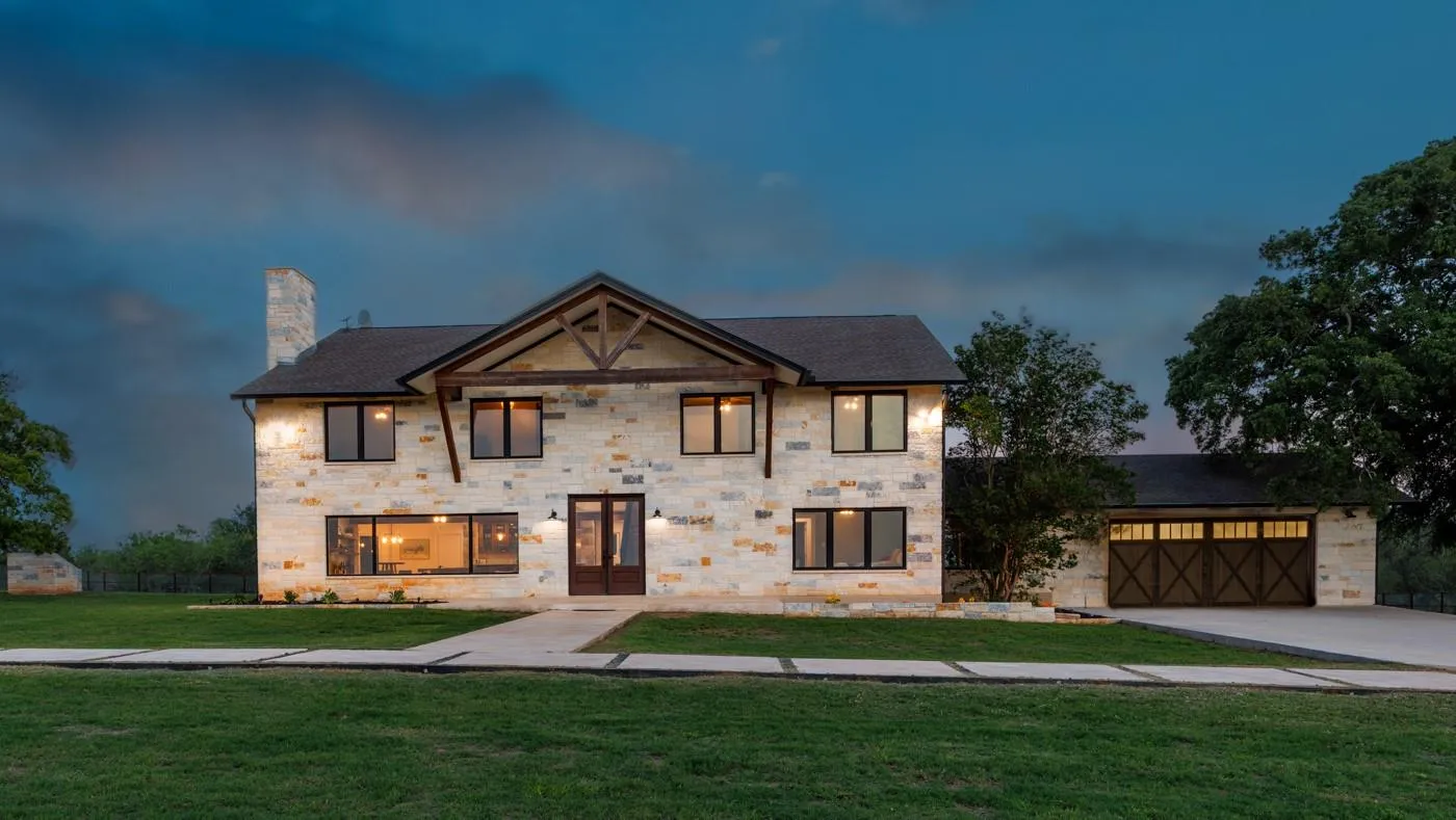 Photo of 191 N CEDAR CREEK DR, Cedar Creek, TX, 78612