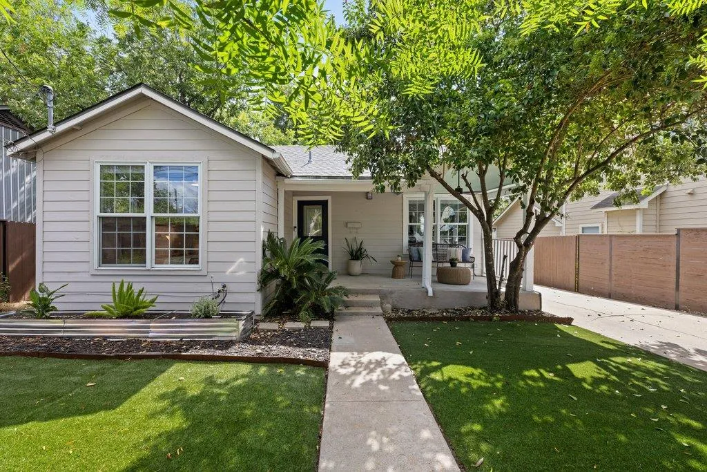 Photo of 1709 CHICON ST, Austin, TX, 78702