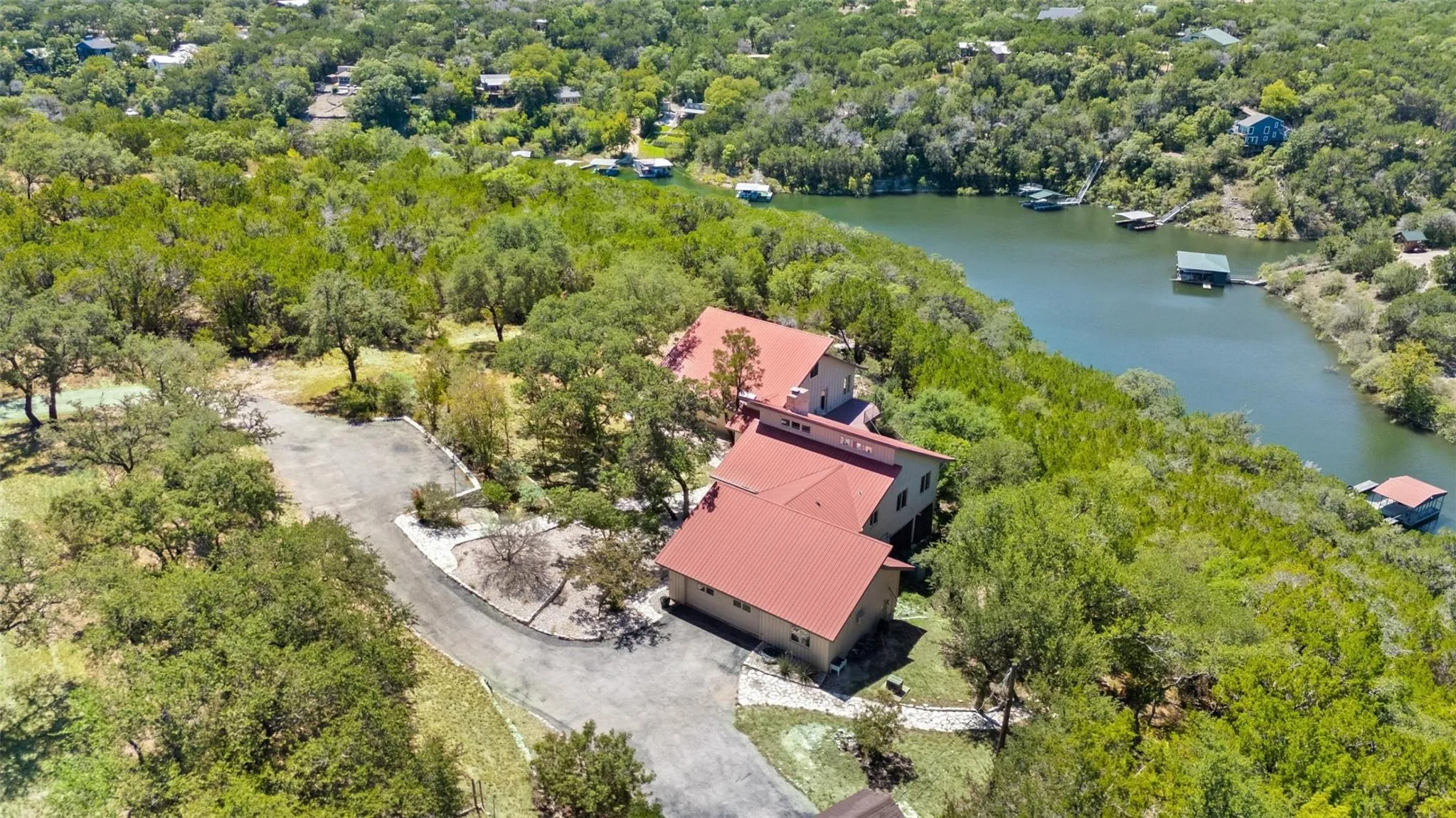 Photo of 18205 RIDGE RD, Lago Vista, TX, 78645