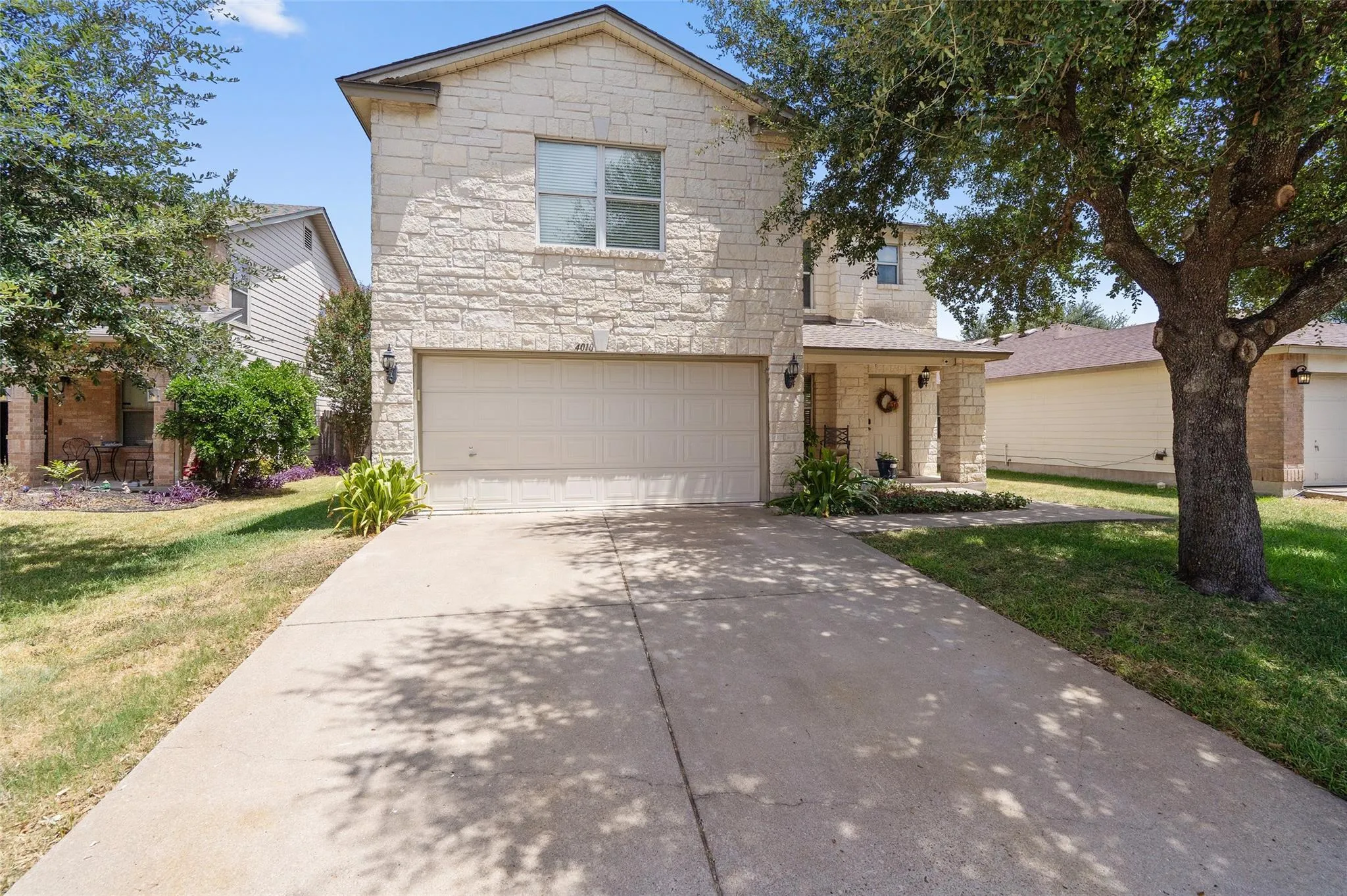 Photo of 4010 KINGS CANYON DR, Taylor, TX, 76574