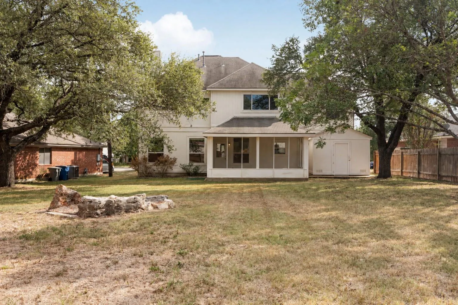Photo 4 of 5606 KAYVIEW DR