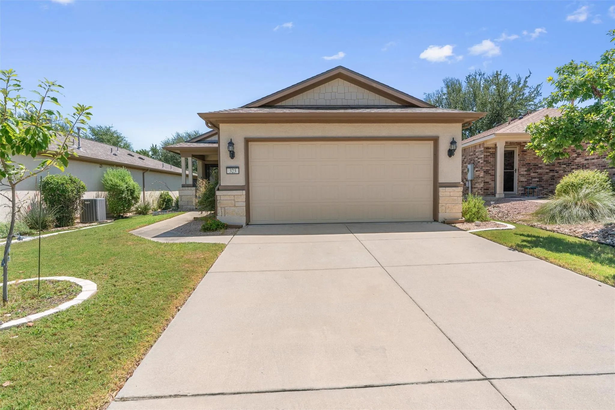 Photo 2 of 323 SALADO CREEK LN