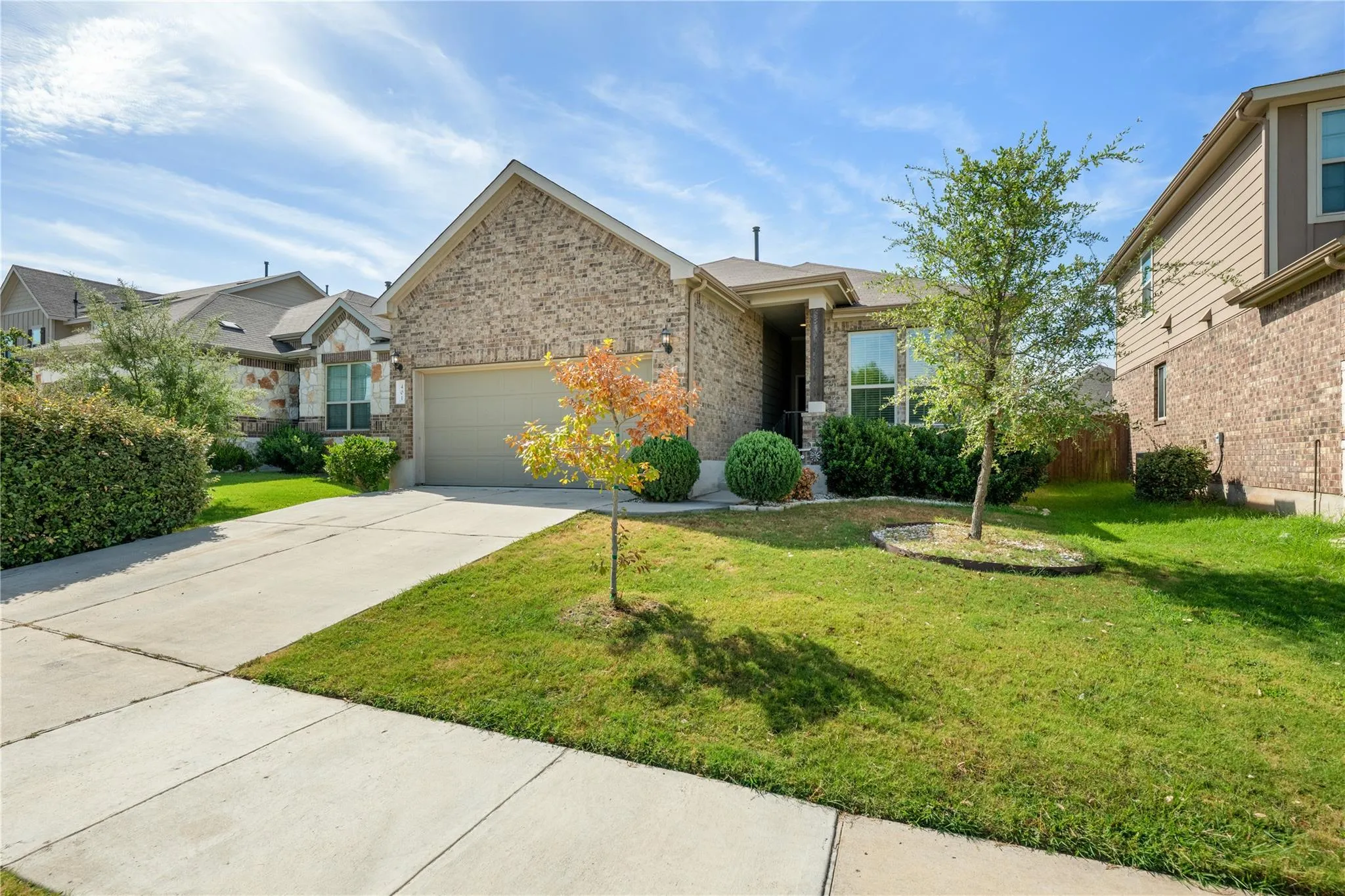 Photo 2 of 401 DUROC DR