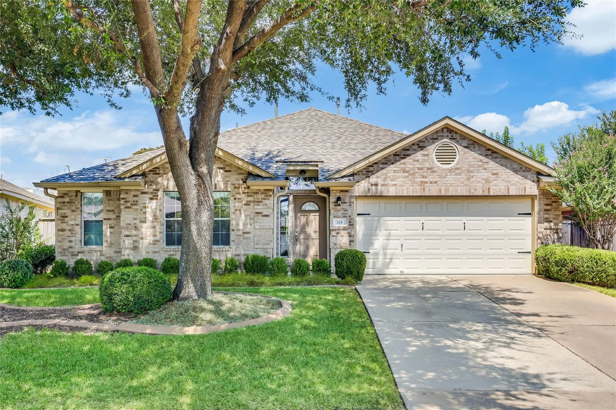 Photo of 328 HIDDEN BROOK LN, Round Rock, TX, 78665