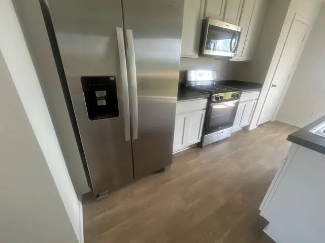 Photo 4 of 174 STAMFORD ST