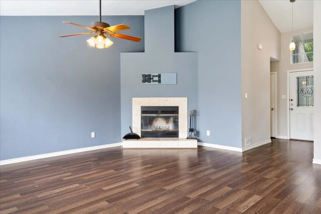 Photo of 2205 CEDAR BRANCH DR, Austin, 78727