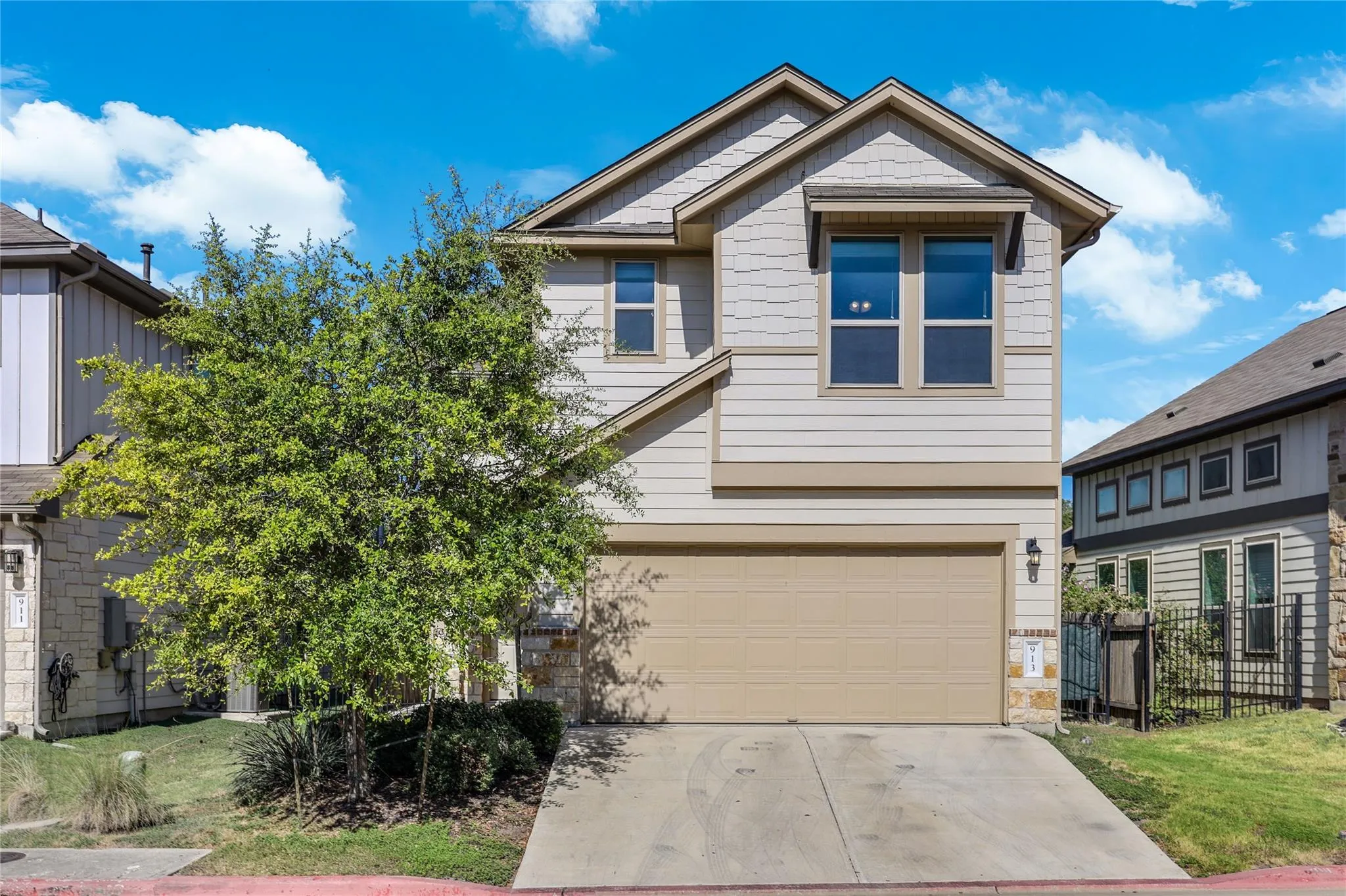 Photo of 913 BOATSWAIN WAY #195, Austin, TX, 78748
