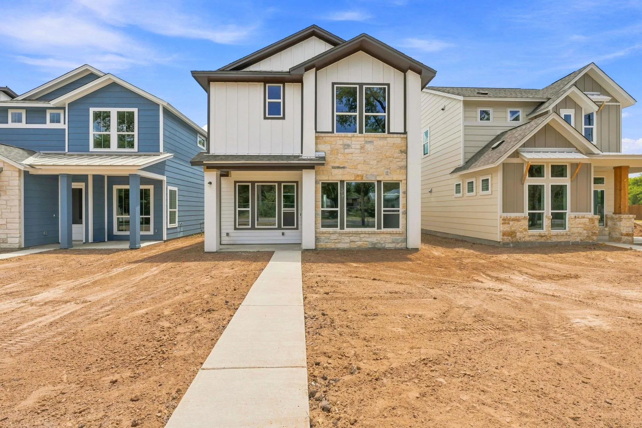 Photo 2 of 5001 PECAN SPRINGS RD #31