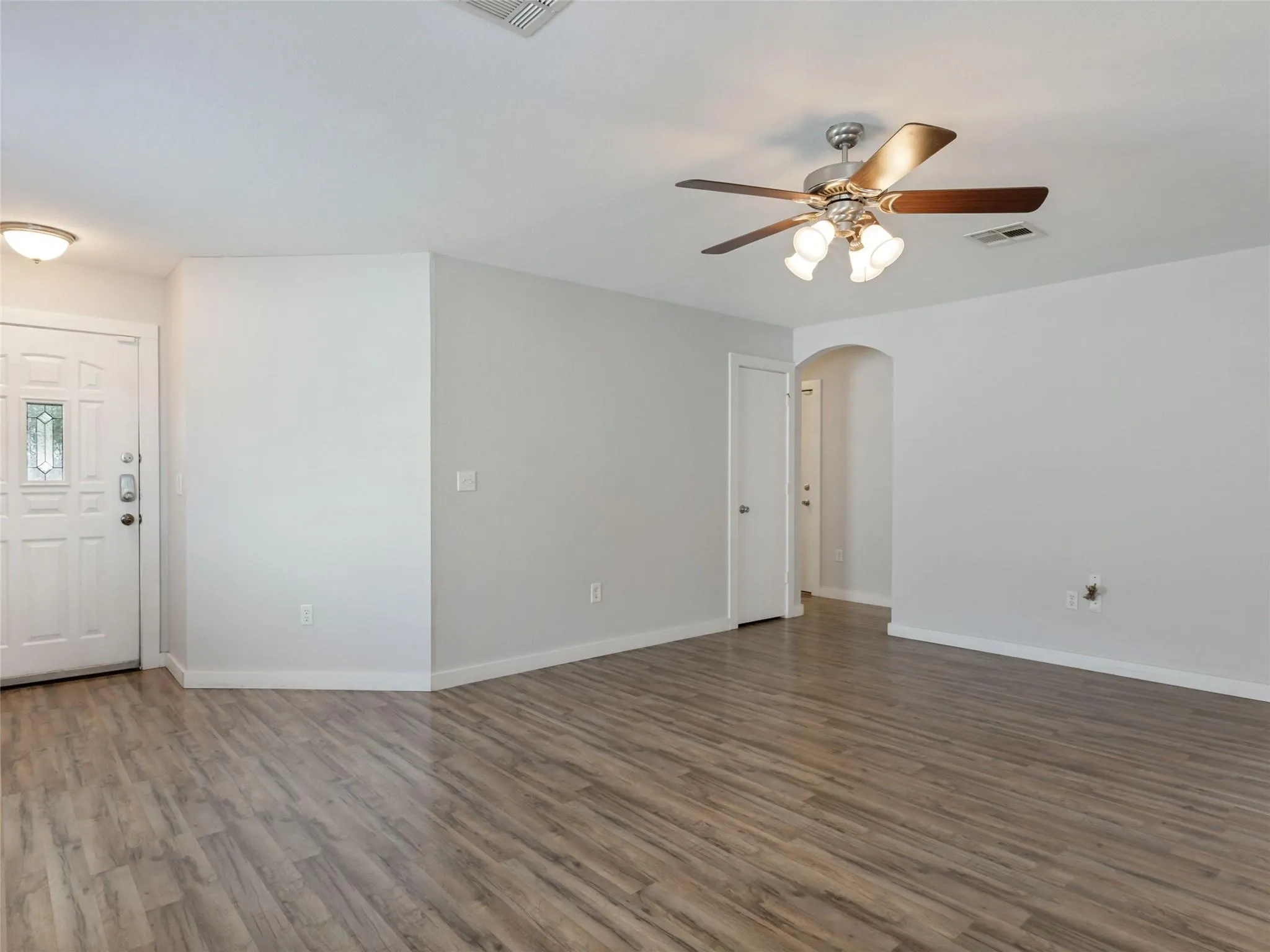 Photo 3 of 1429 POPPY SEED LN