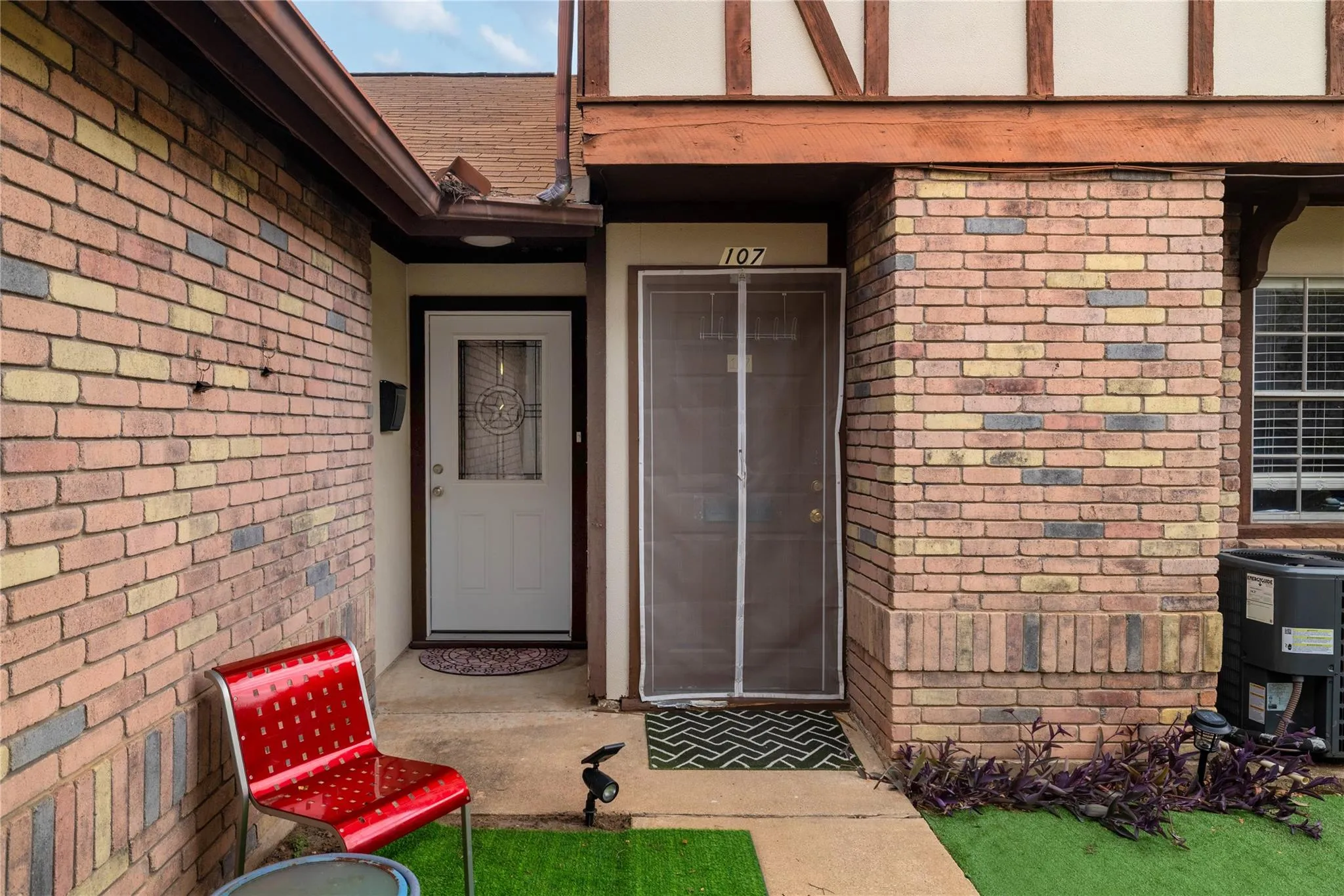 Photo 3 of 7406 SHADOW HILL DR #108