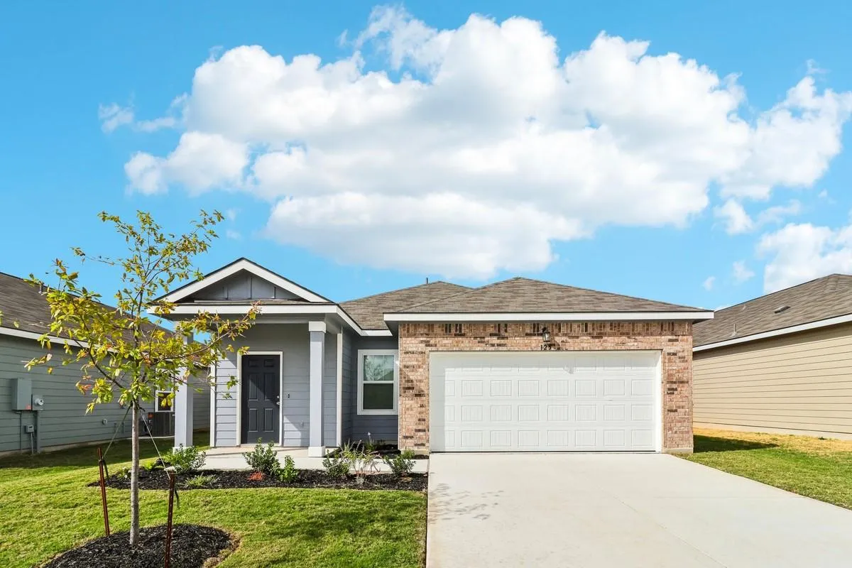 Photo of 12901 KENTUCKY WARBLER DR, Buda, TX, 78610