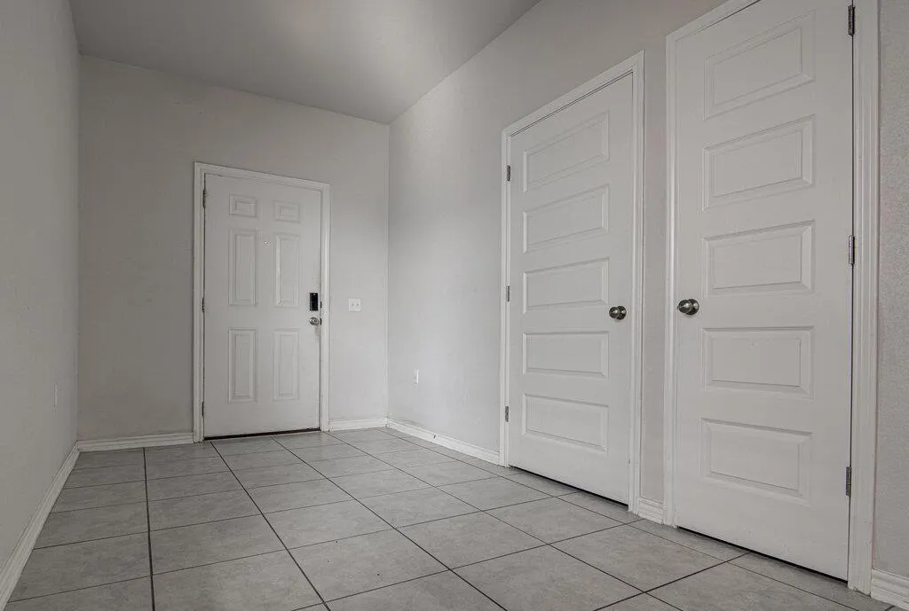 Photo 4 of 1314 AMBLER DR