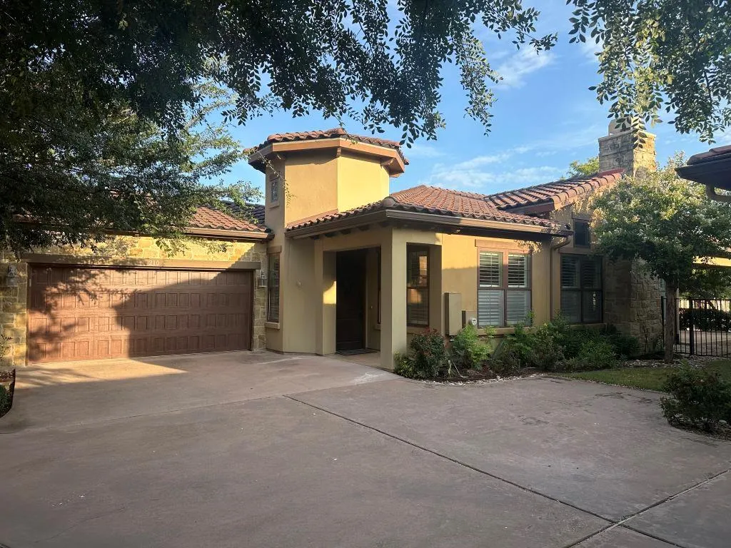Photo of 210 VERSILIA CIR, Lakeway, TX, 78734