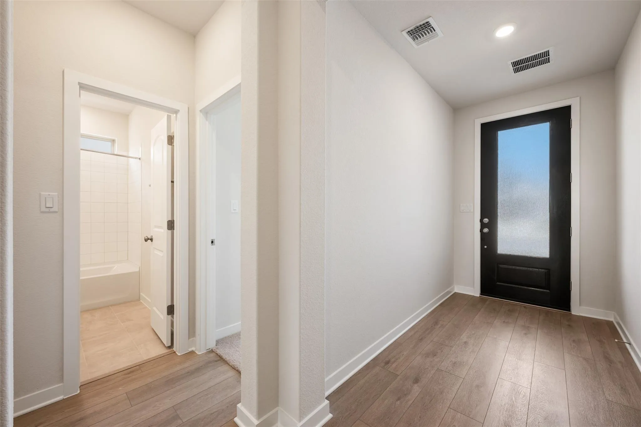Photo 5 of 509 REDDING WAY