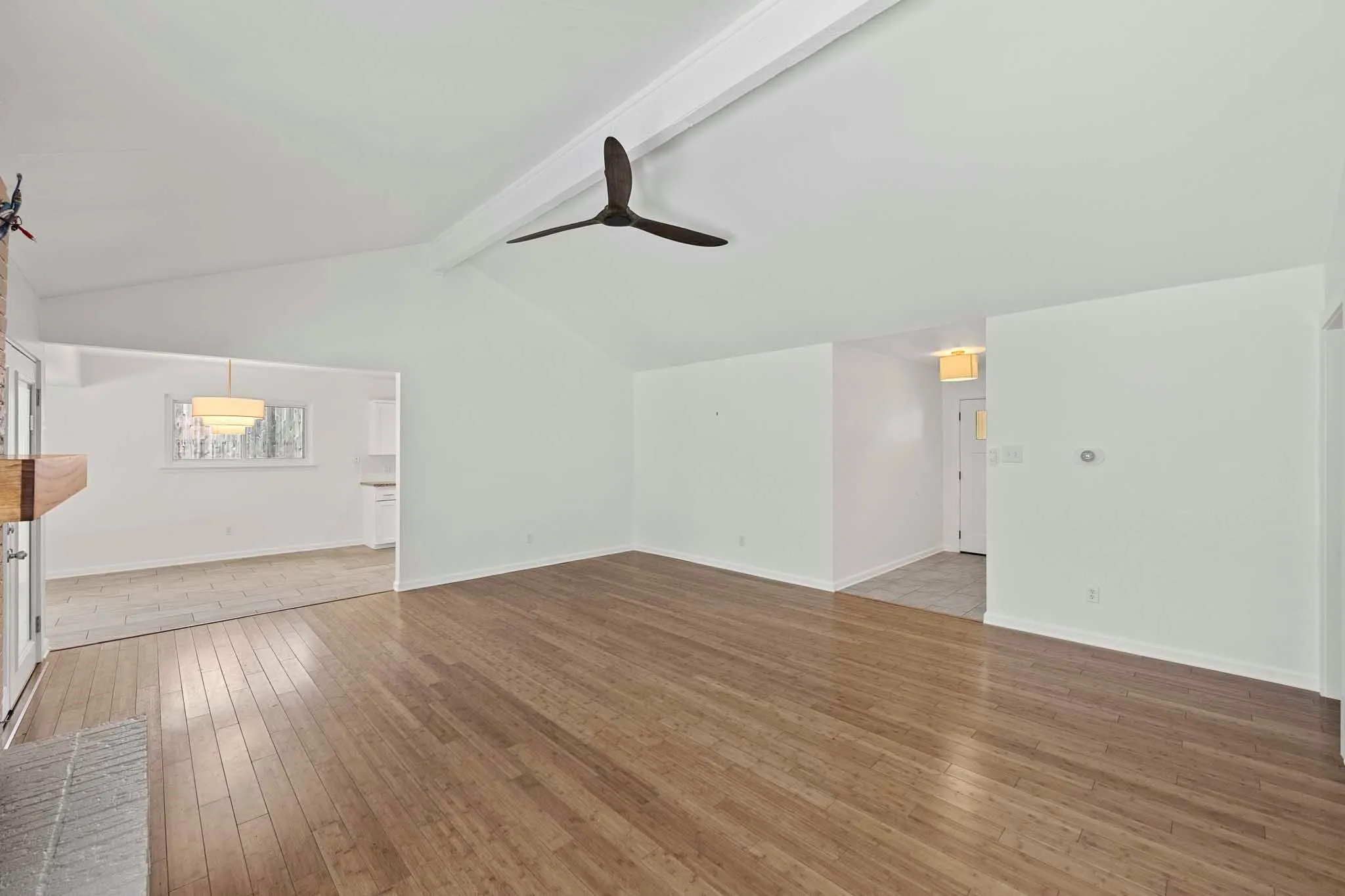 Photo 5 of 2717 CHARLESWORTH DR