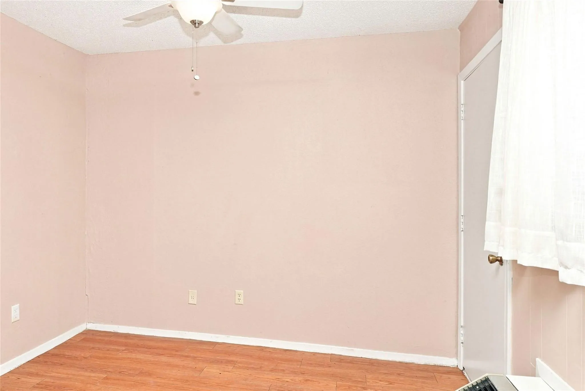Photo 2 of 400 W 34TH ST #012345678900 - UNIT 104