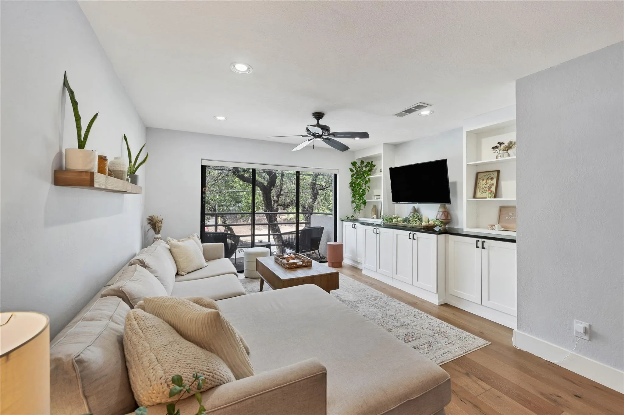 Photo 4 of 2605 ENFIELD RD #221
