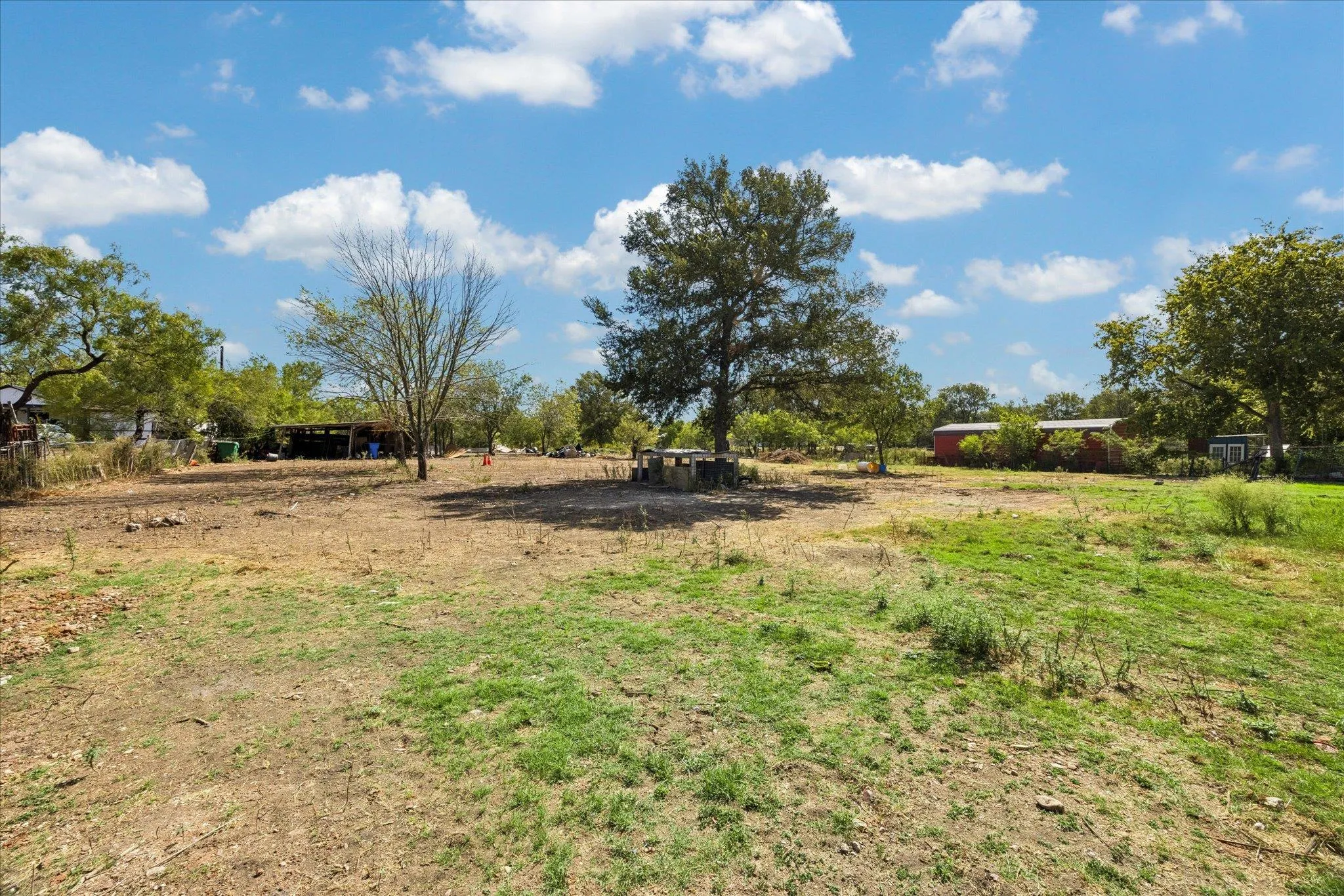 Photo 4 of 180 LYTTON ACRES DR