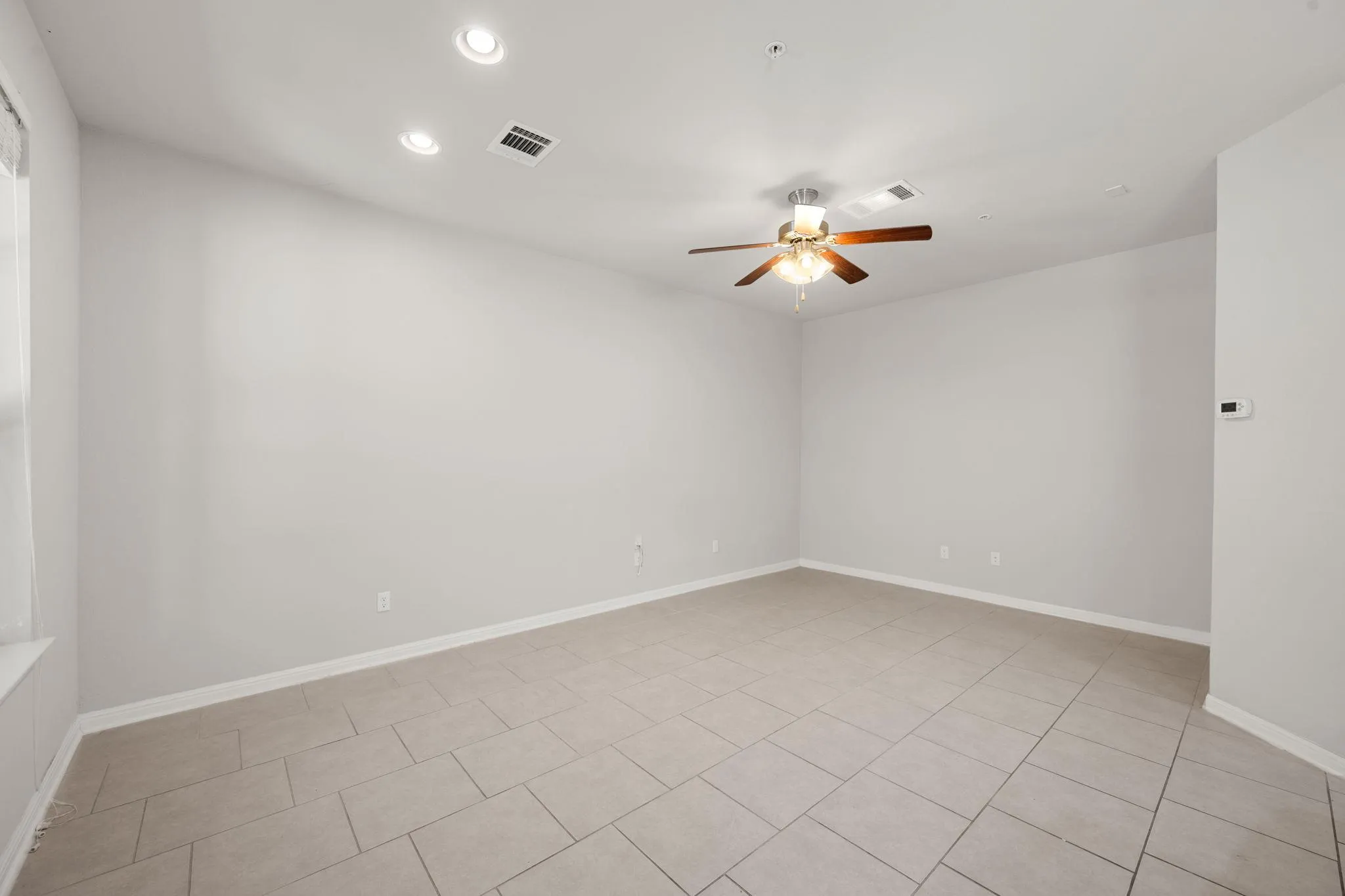 Photo 4 of 7220 WYOMING SPRINGS DR #504