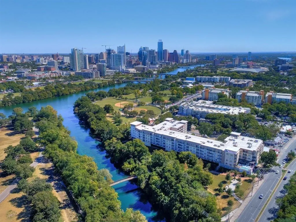Photo of 1900 BARTON SPRINGS RD #5031, Austin, TX, 78704