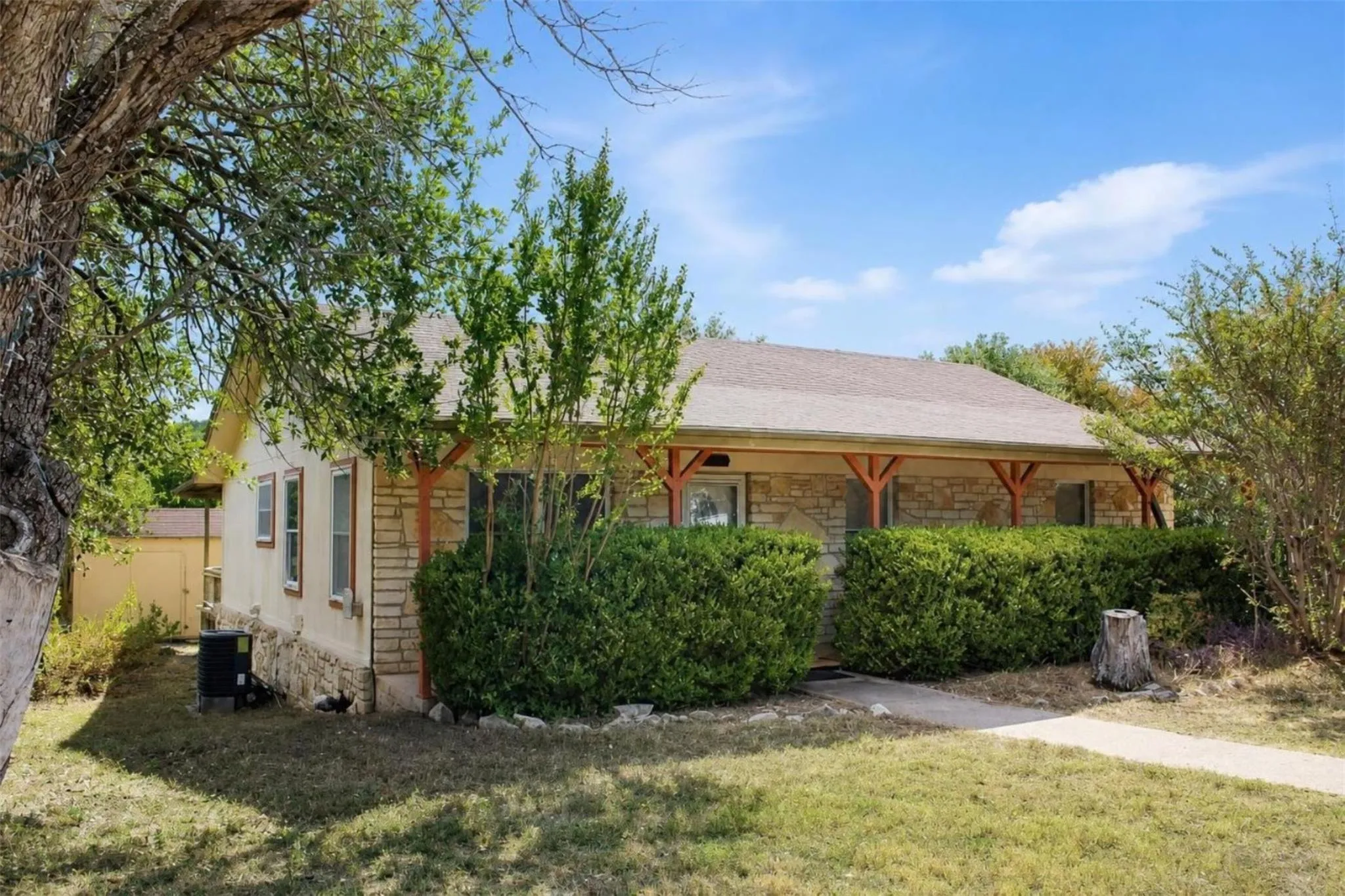 Photo of 11540 CRUMLEY CREEK RD, Jonestown, TX, 78645