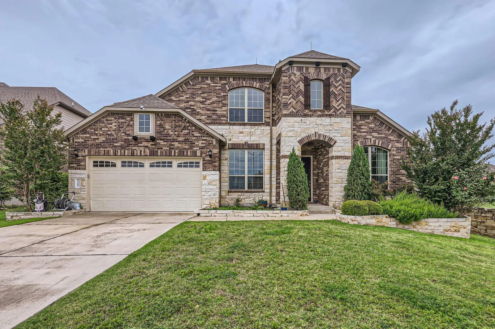 Photo of 10107 IDA GROVE LN, Austin, 78717