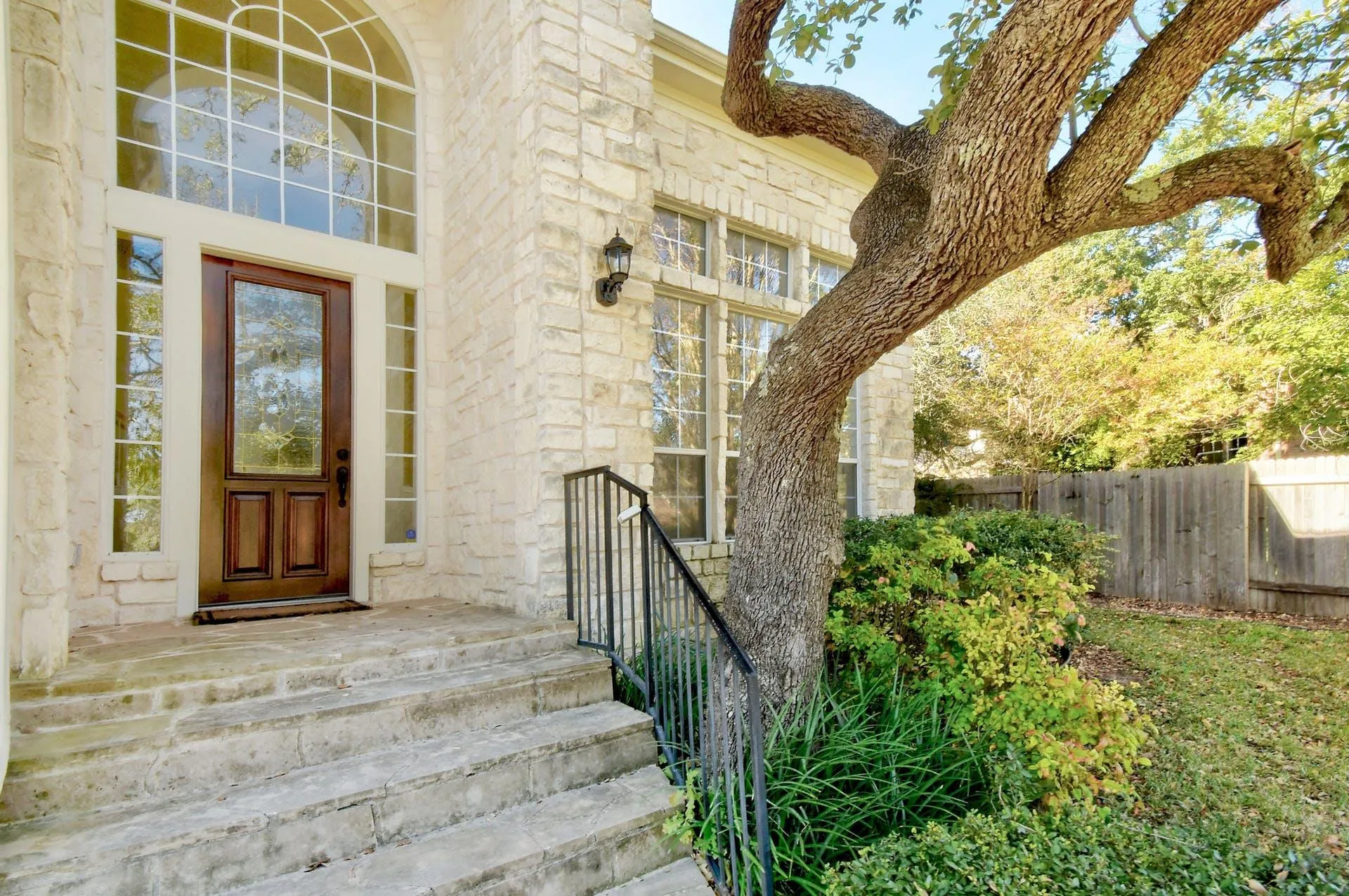 Photo of 9704 CINNABAR TRL, Austin, TX, 78726