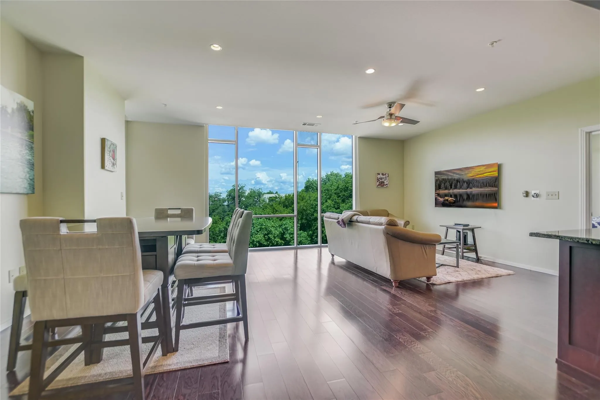 Photo 5 of 1600 BARTON SPRINGS RD #3504