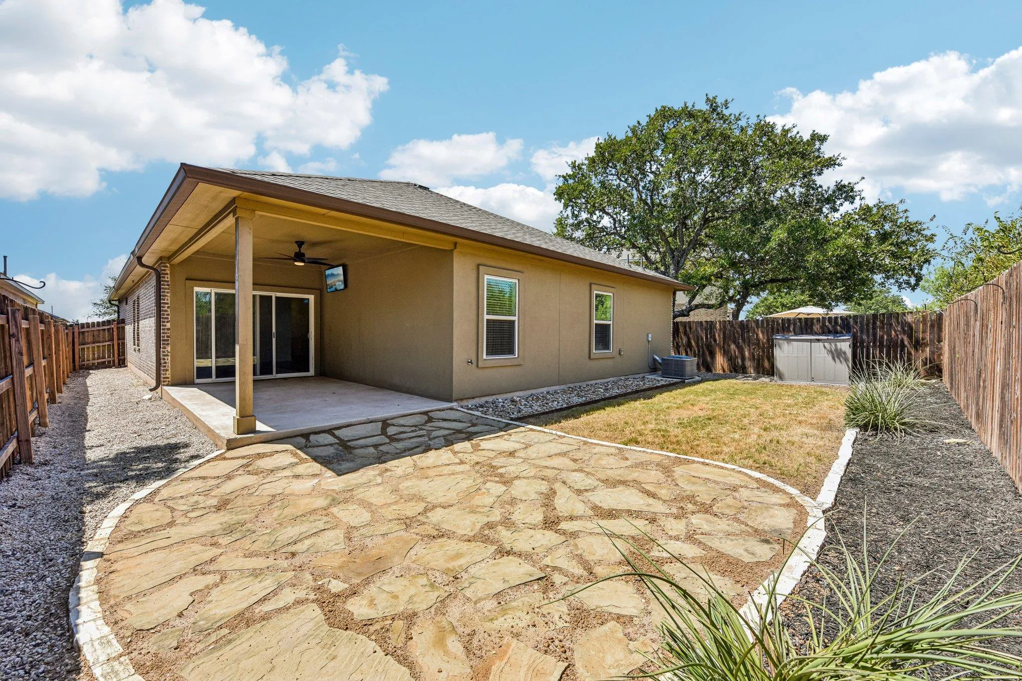 Photo 5 of 4413 LOBO LANDING LN