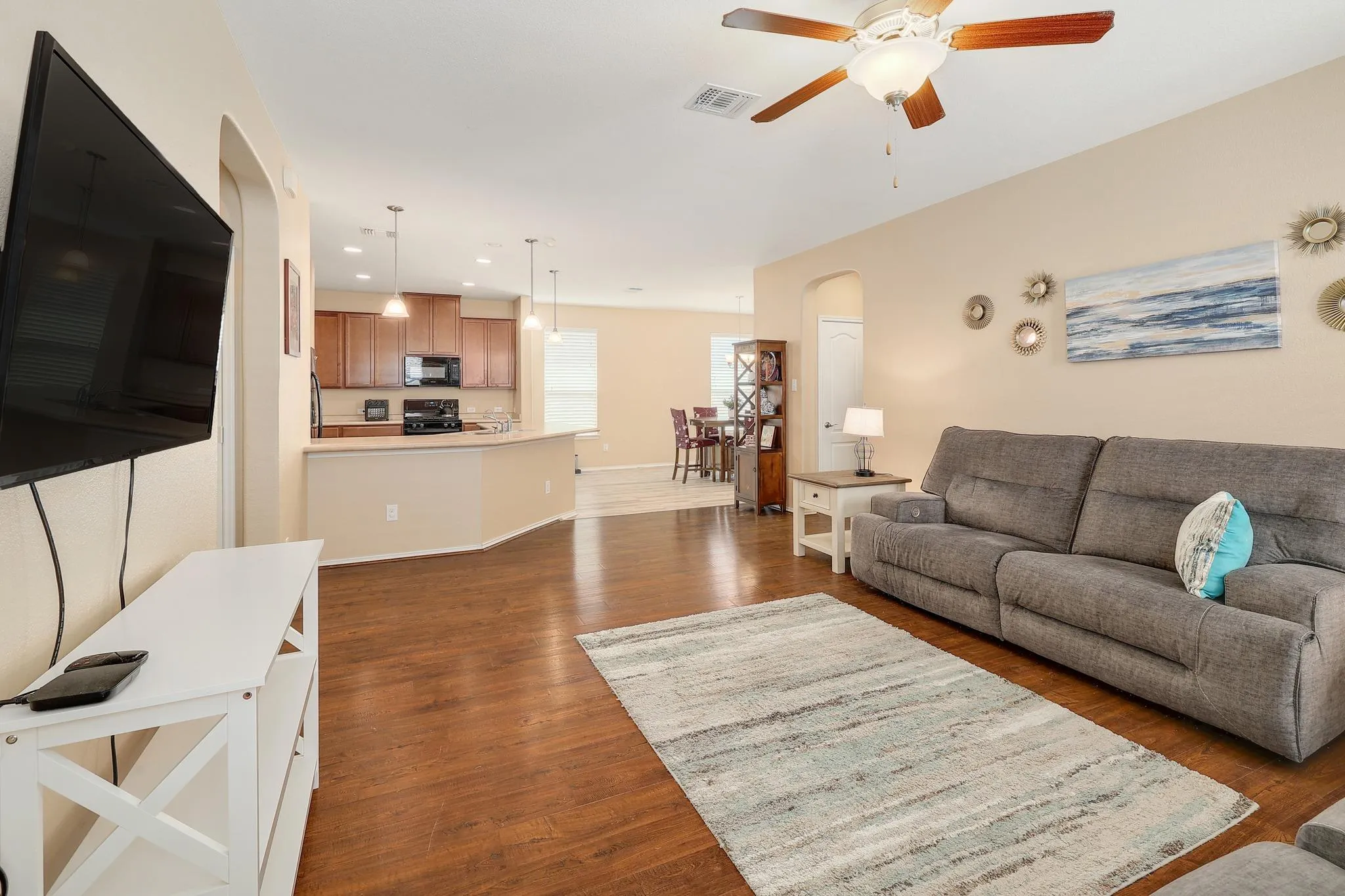 Photo 5 of 217 SHEEPSHANK DR