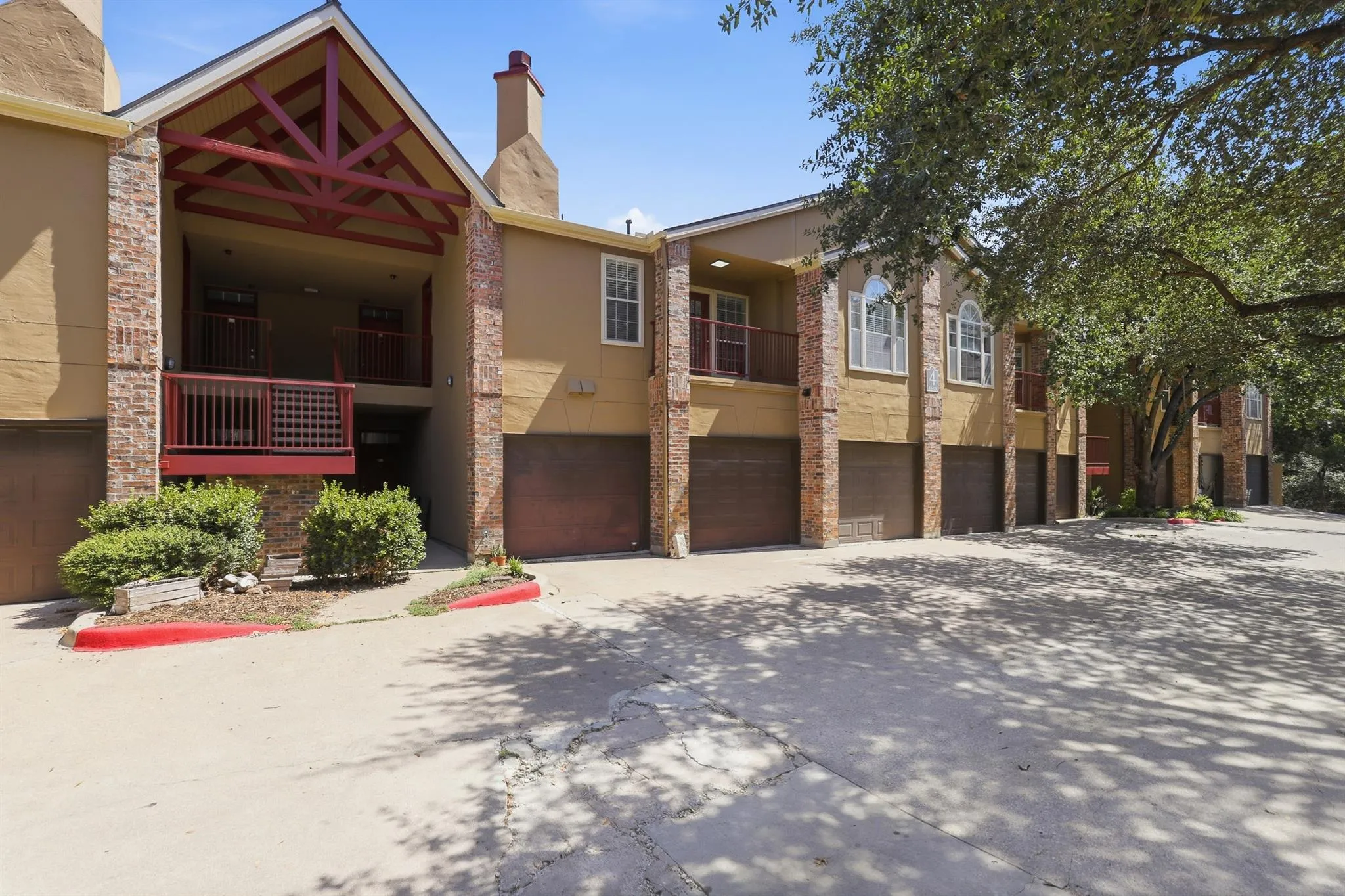 Photo of 6804 N CAPITAL OF TEXAS HIGHWAY #422, Austin, TX, 78731