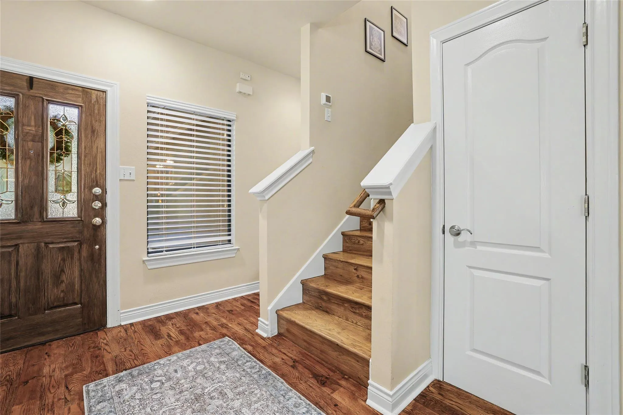 Photo 5 of 4704 MILBURN LN #A