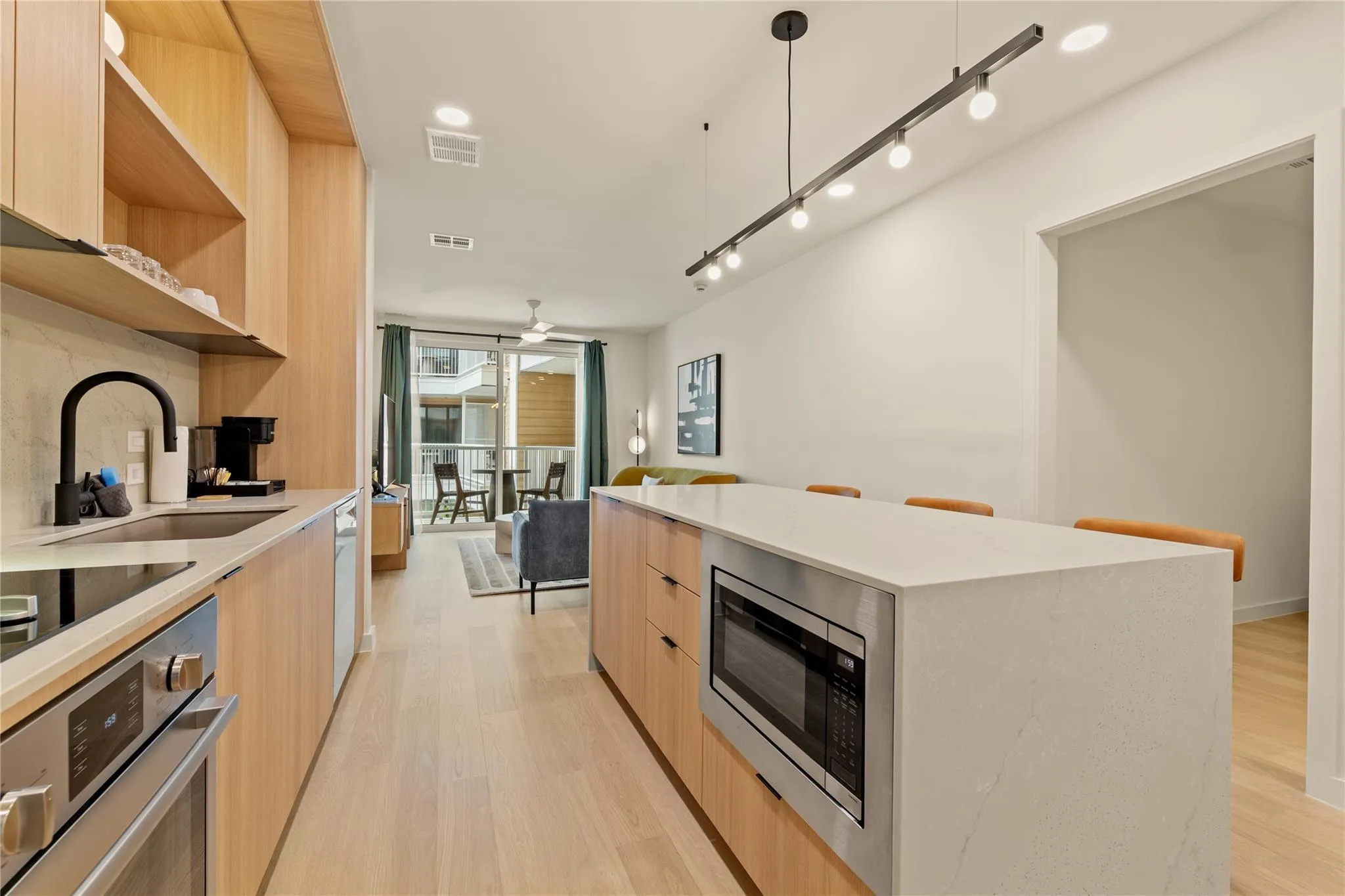 Photo 3 of 2323 S LAMAR BLVD #202