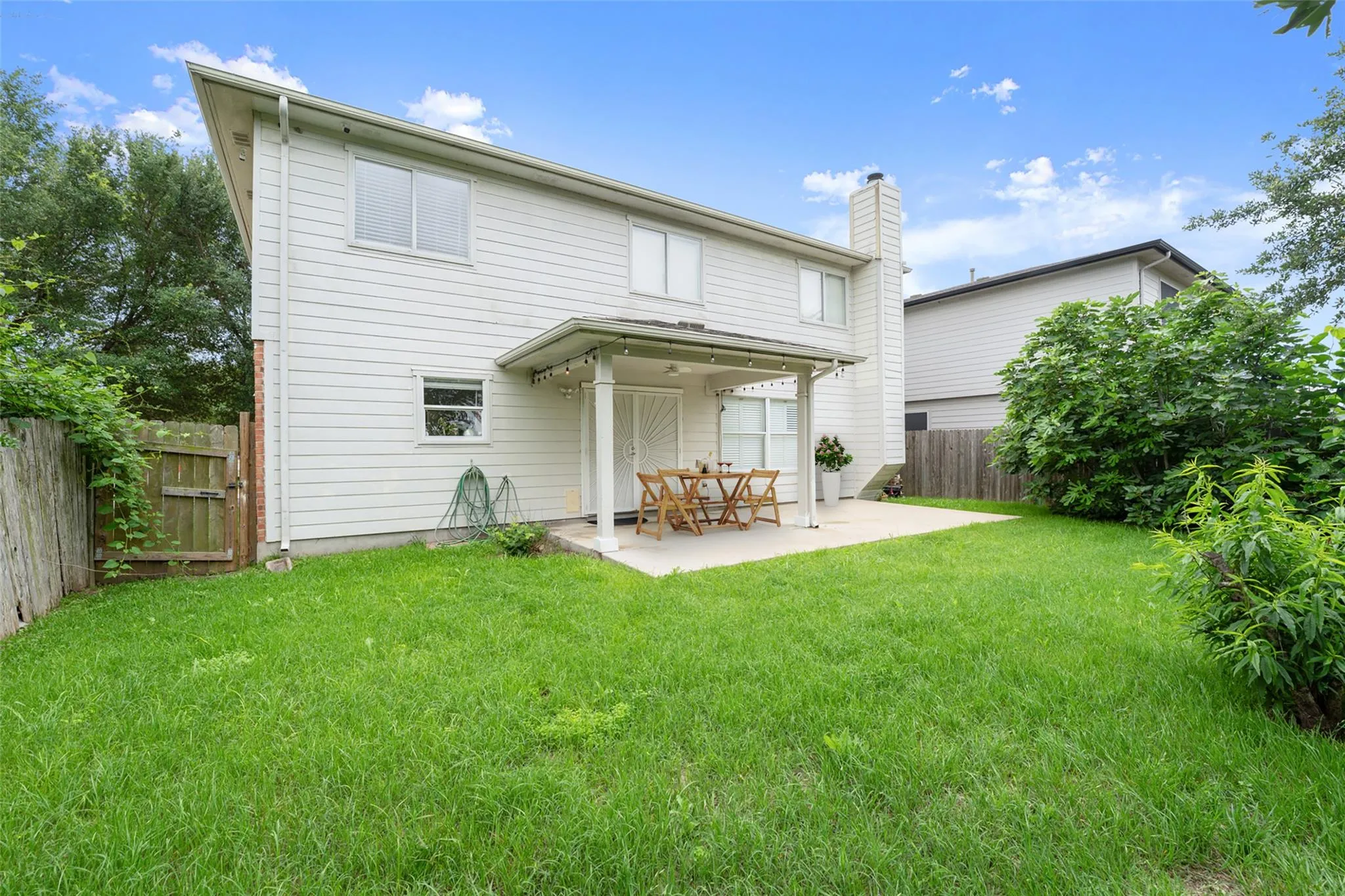 Photo 3 of 6116 SPEYSIDE DR