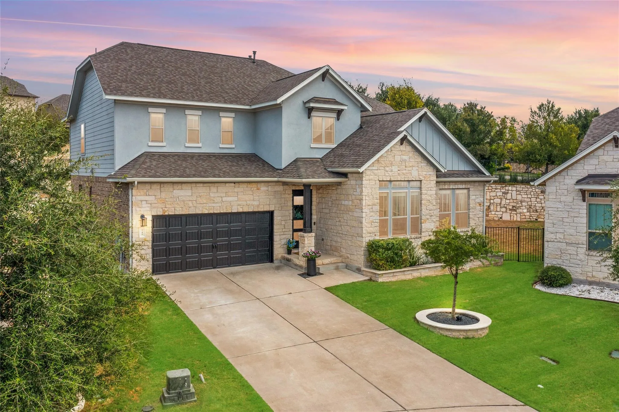 Photo of 149 AUTUMN WOOD LN, Austin, TX, 78737