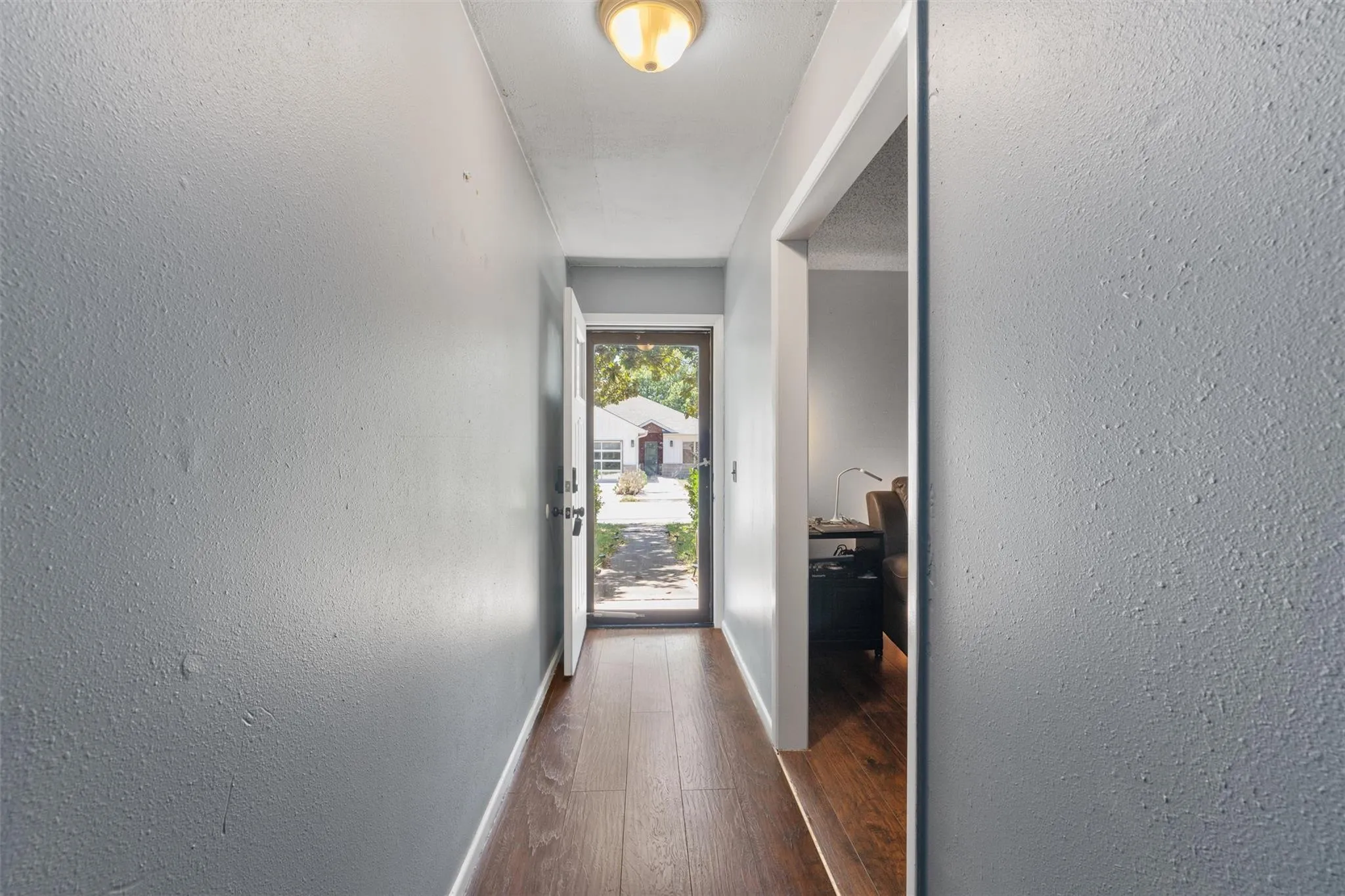 Photo 4 of 5806 WHITEBROOK DR