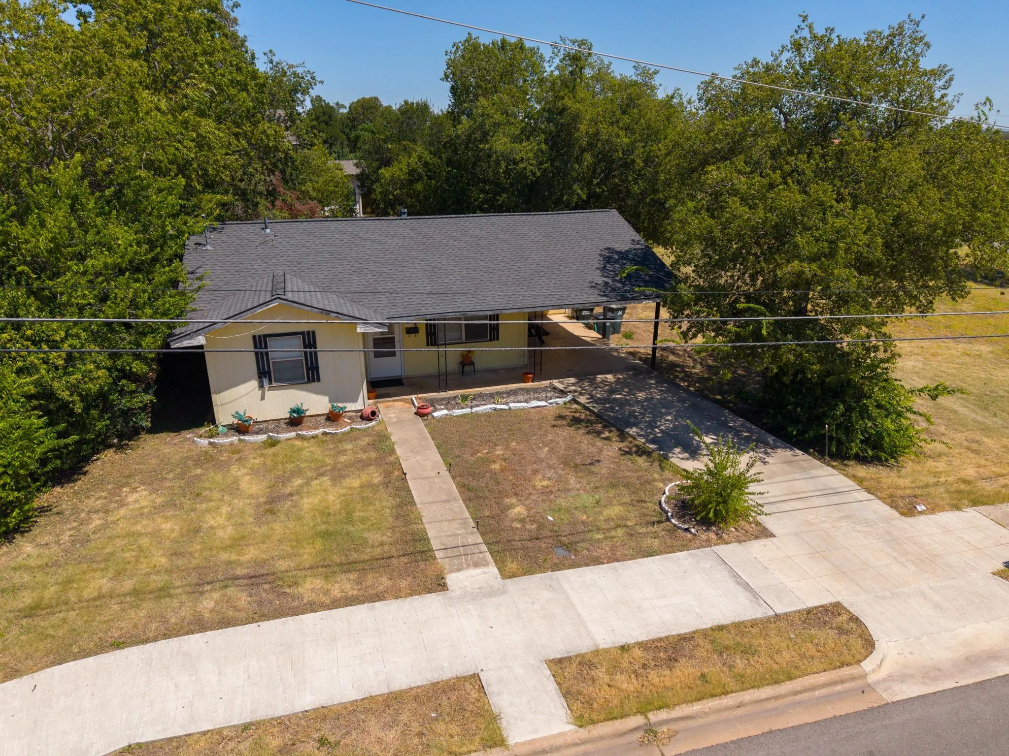 Photo of 407 W 3RD ST, Georgetown, TX, 78626