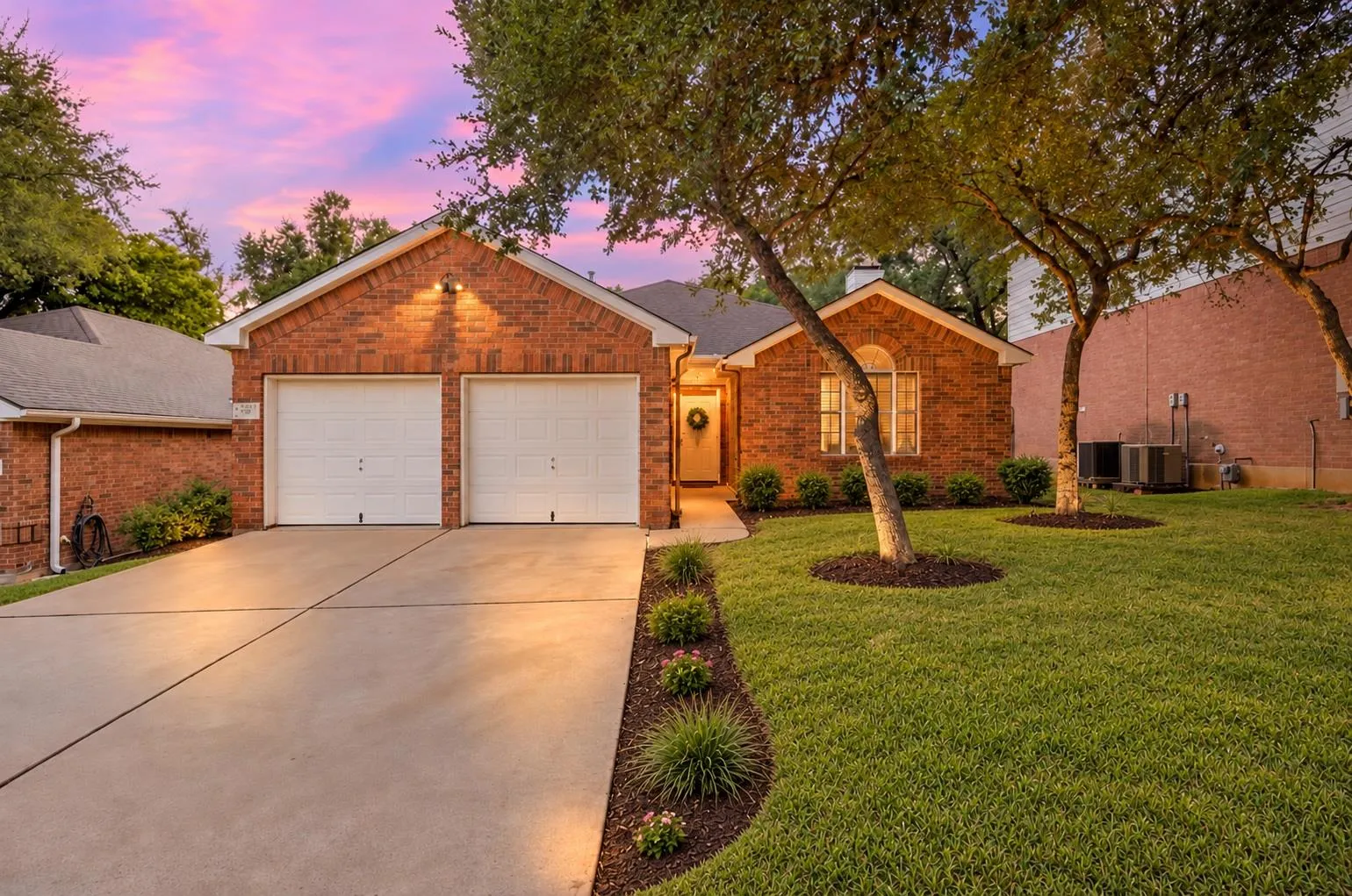 Photo of 5613 LOMITA VERDE CIR, Austin, TX, 78749