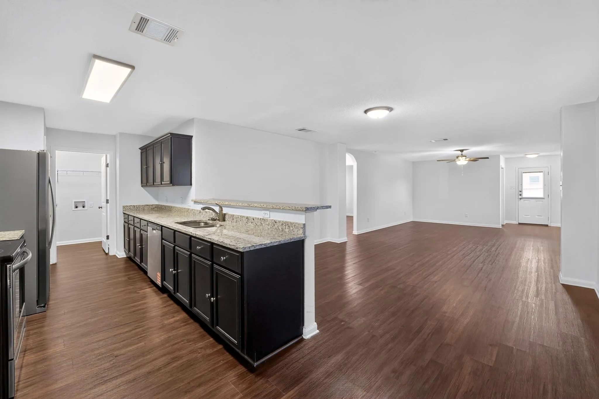Photo 5 of 1564 BREANNA LN