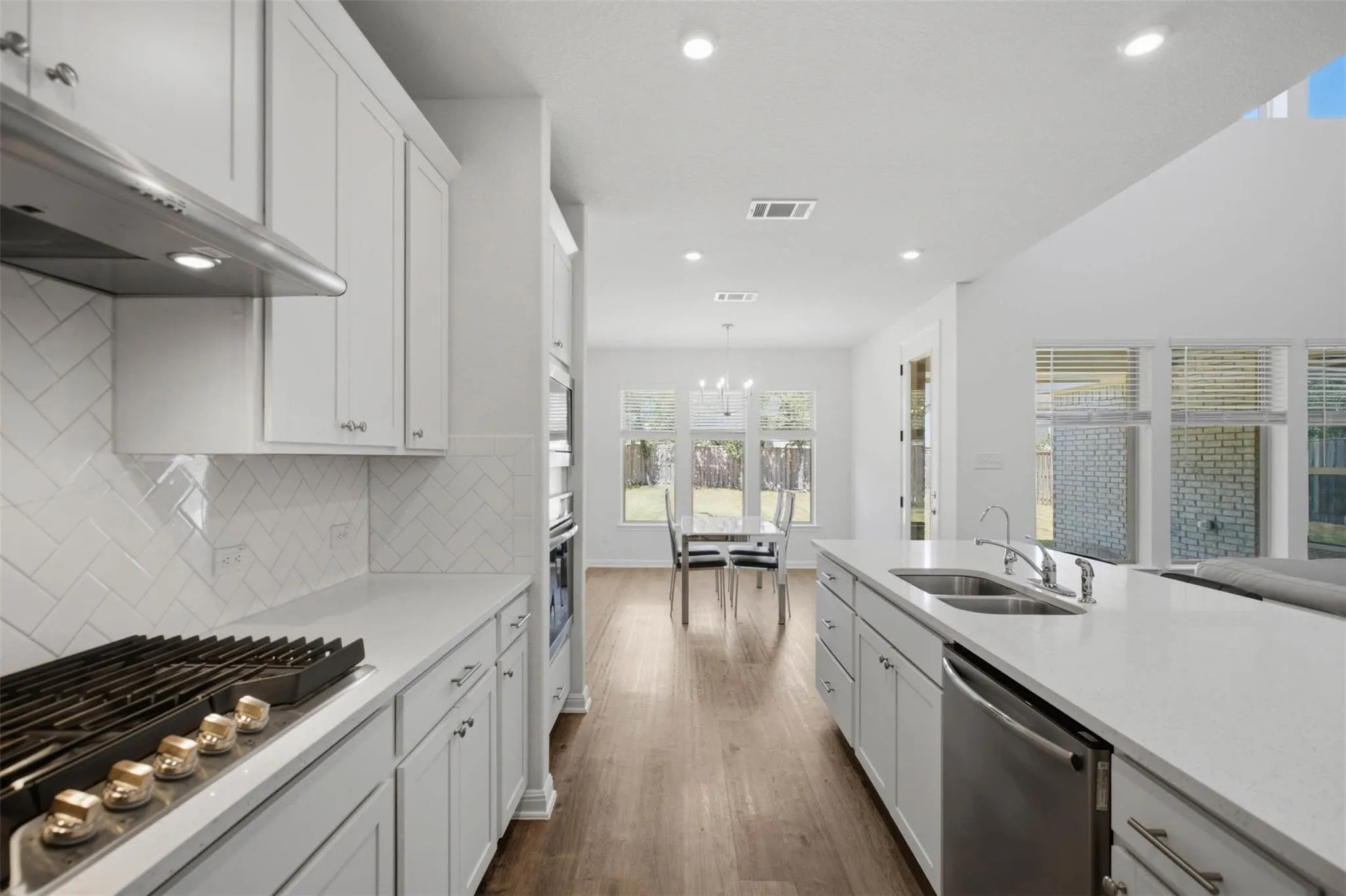 Photo 5 of 109 CHARRO CT