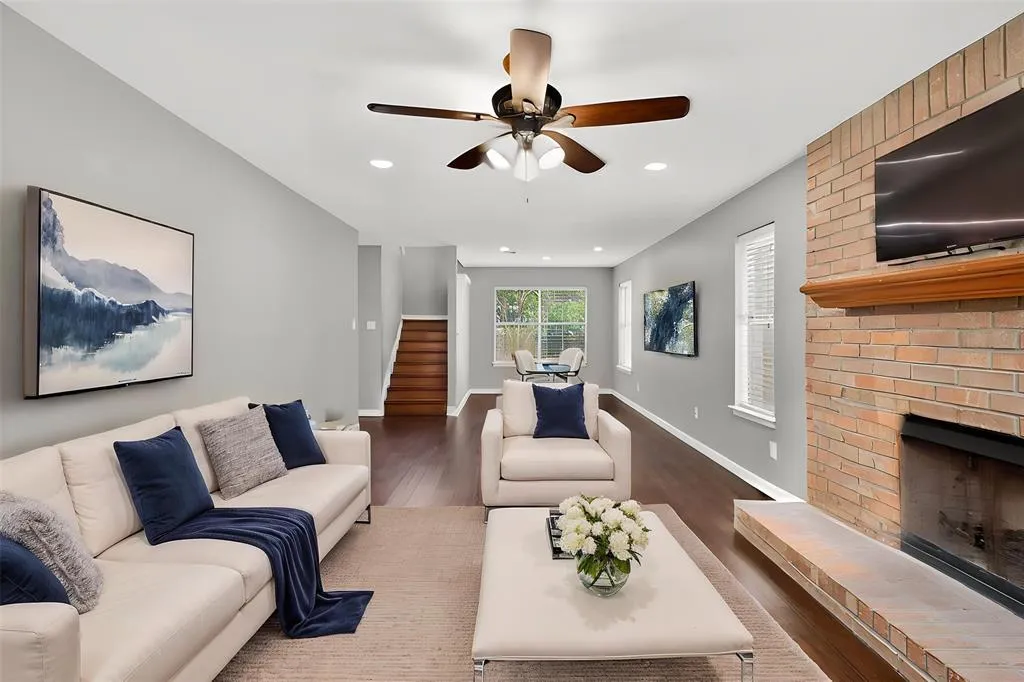 Photo of 7601 WINDRUSH DR, Austin, 78729