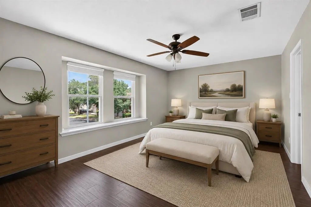 Photo 3 of 7601 WINDRUSH DR