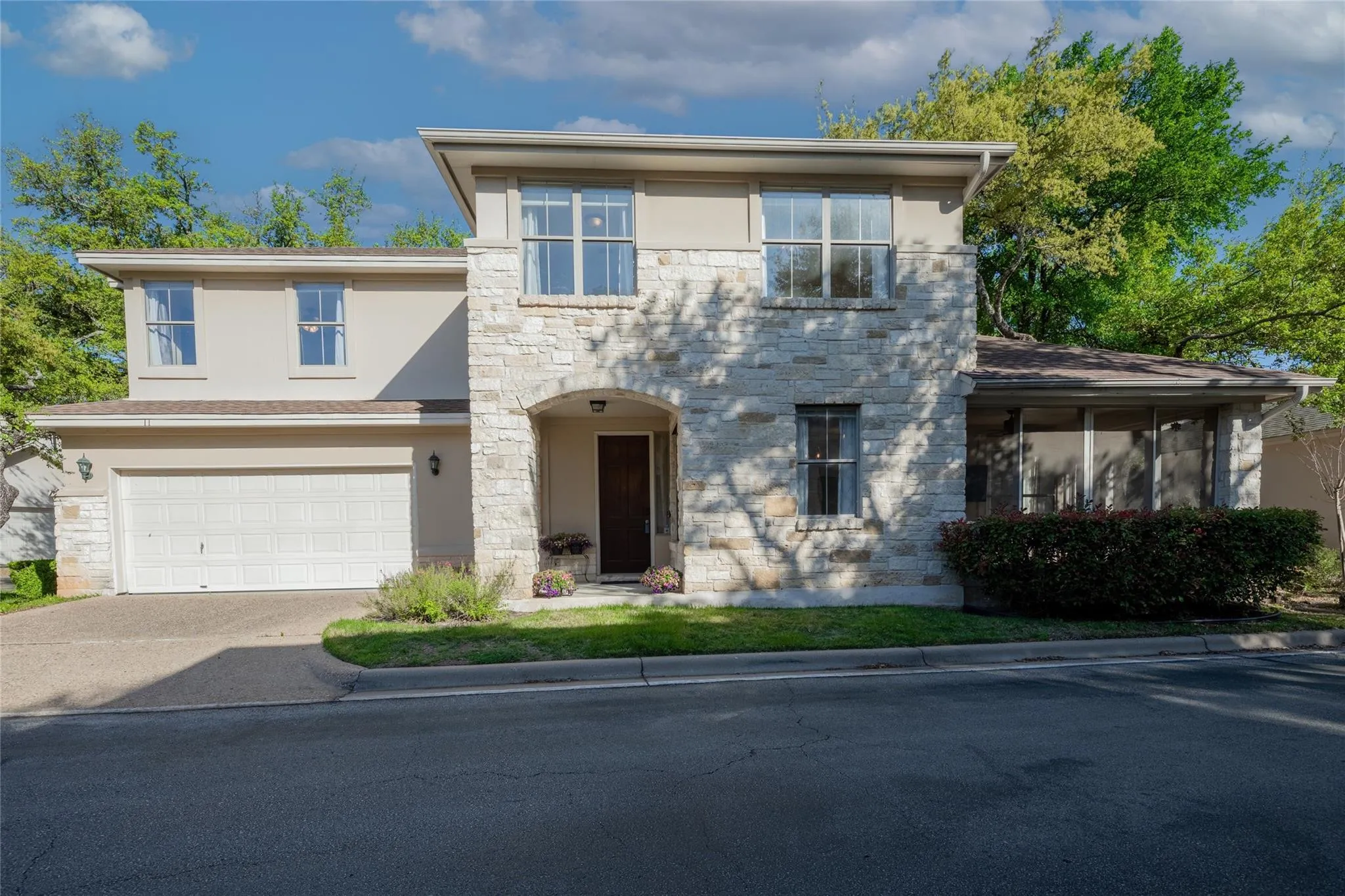 Photo 2 of 11603 LADERA VISTA DR ##11