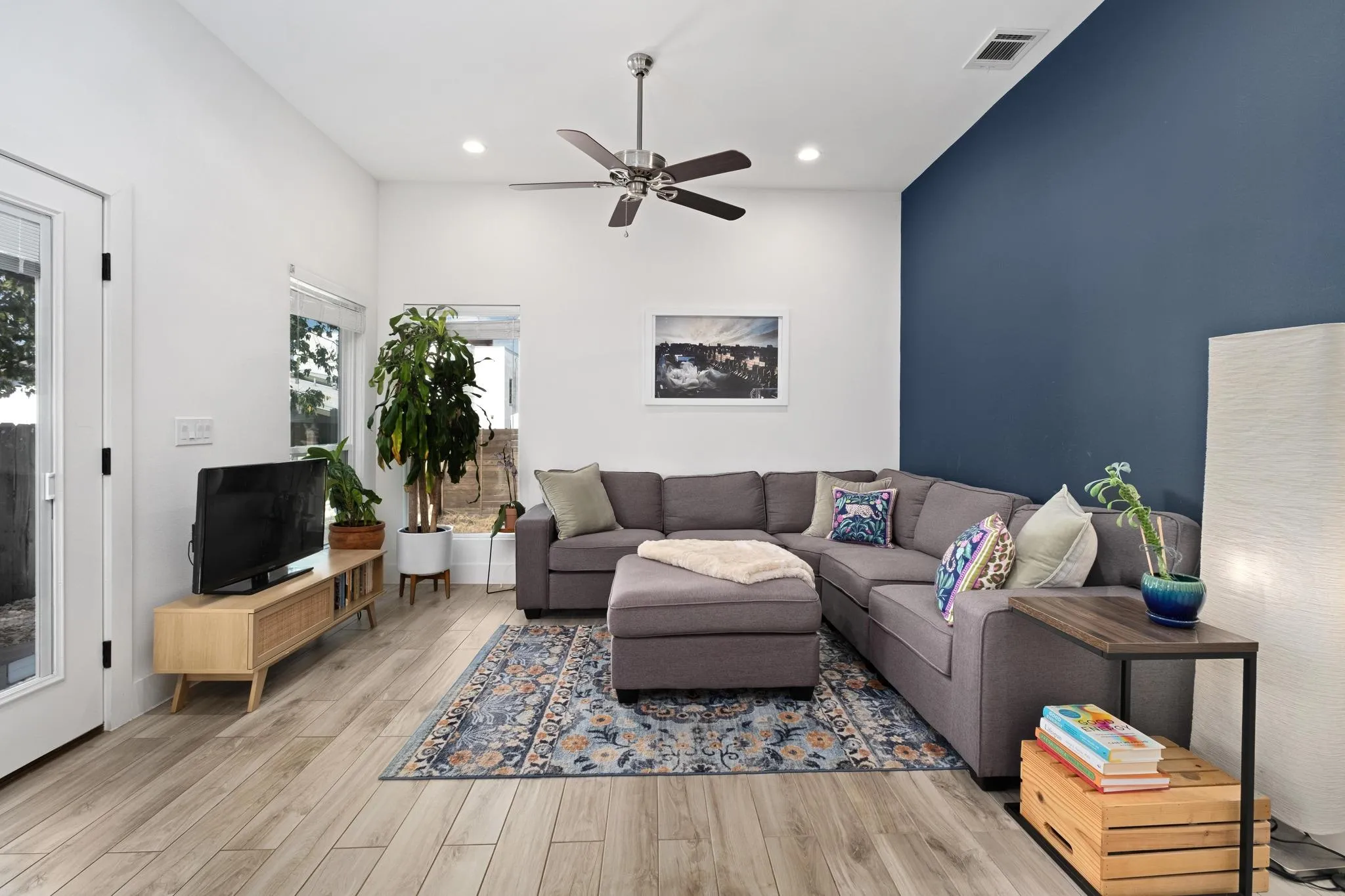 Photo 3 of 5502 AVENUE F NONE #B